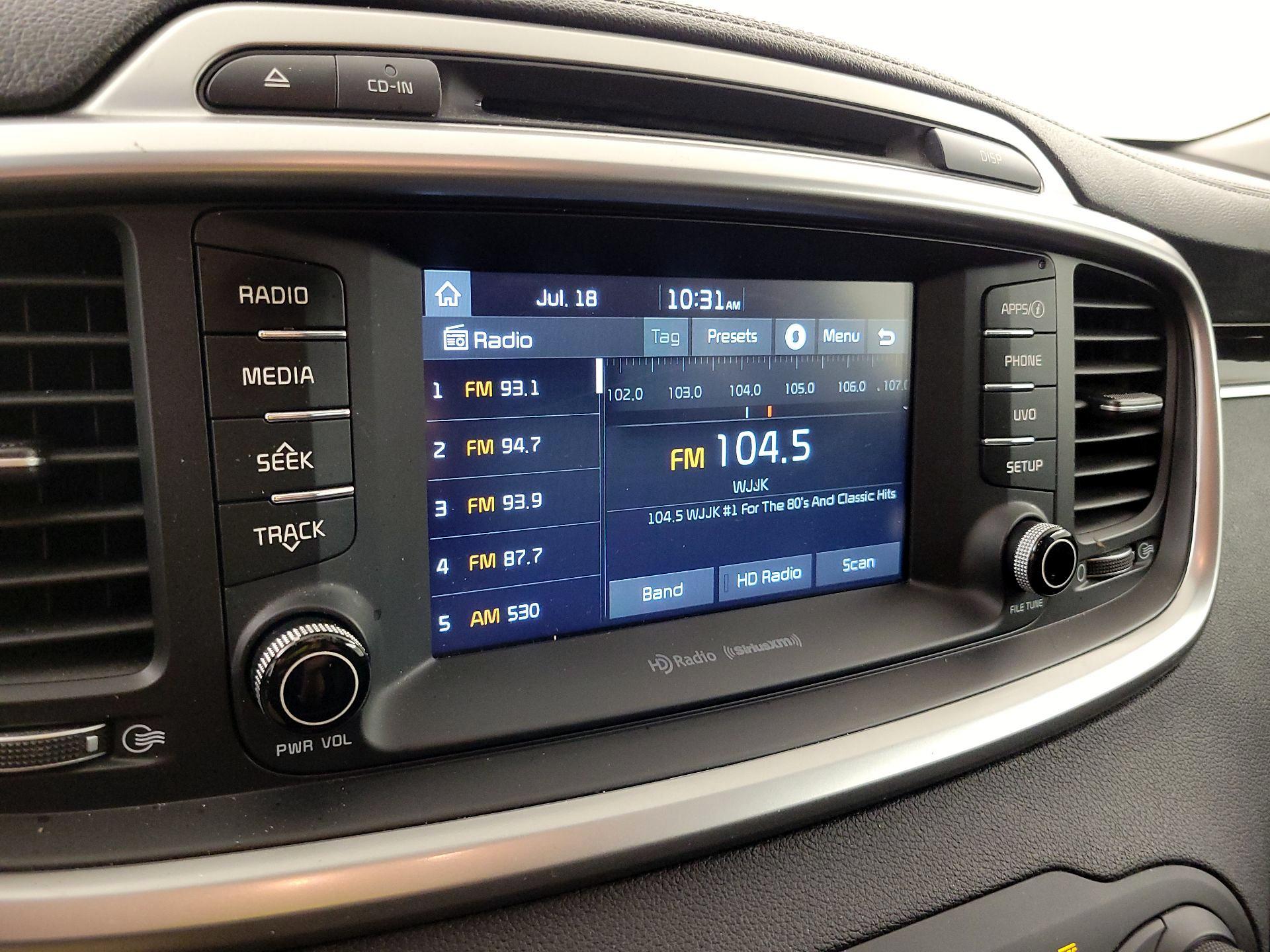 Thumbnail: 2017 Kia Sorento - 15