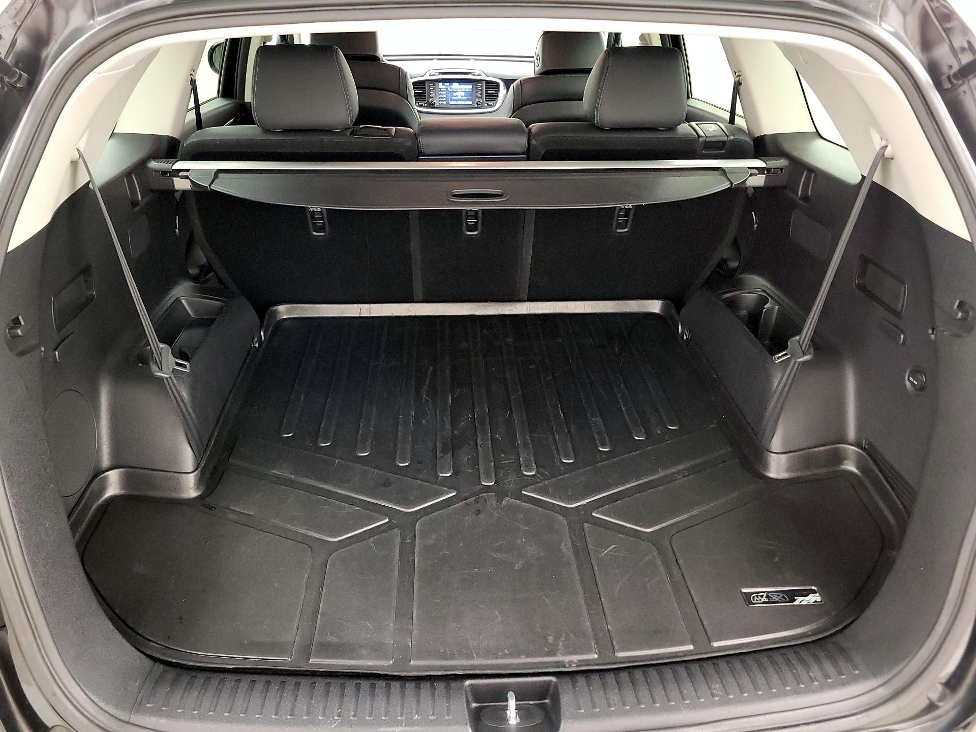 Thumbnail: 2017 Kia Sorento - 20