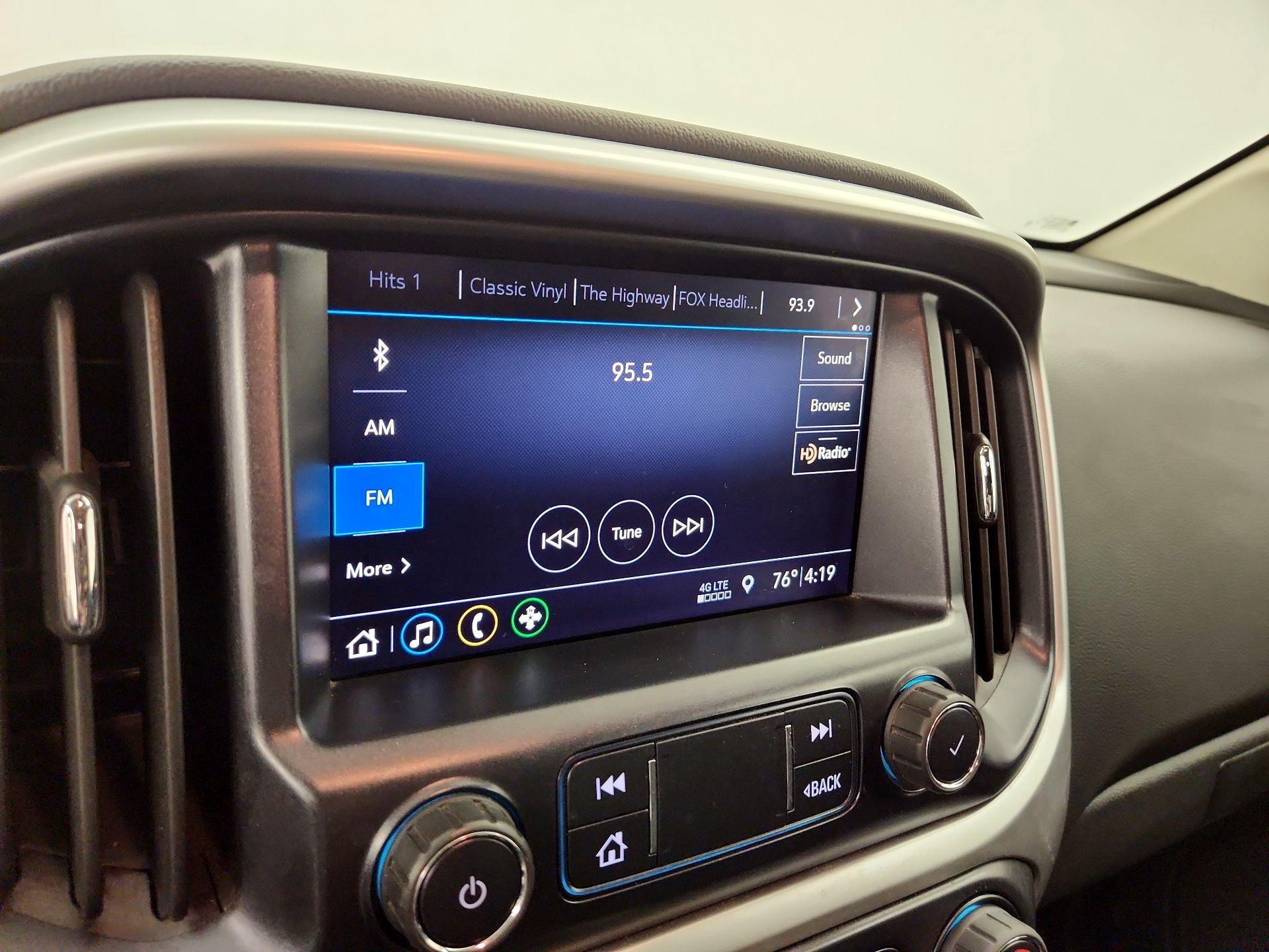 Thumbnail: 2019 Chevrolet Colorado - 15