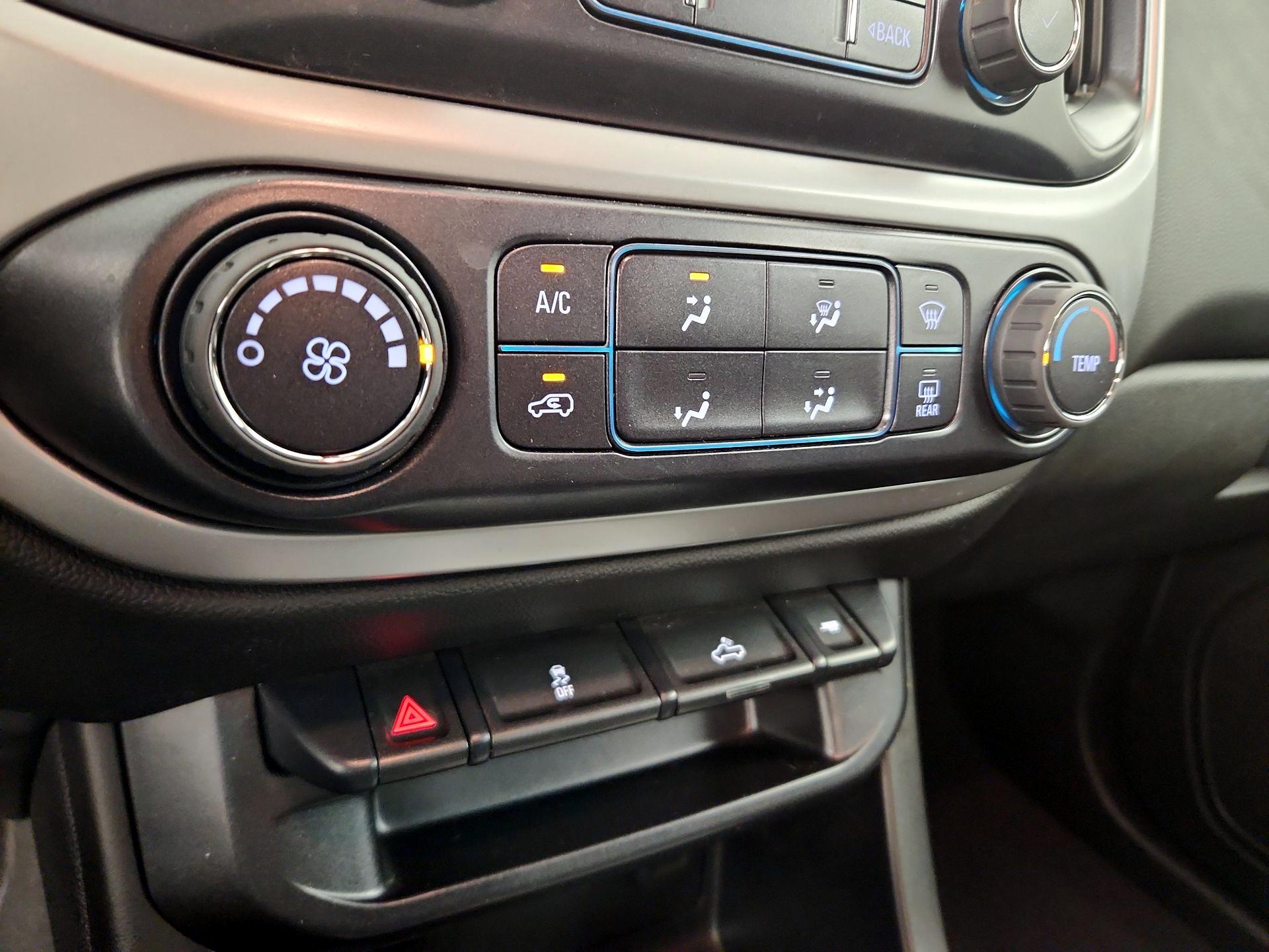 Thumbnail: 2019 Chevrolet Colorado - 16