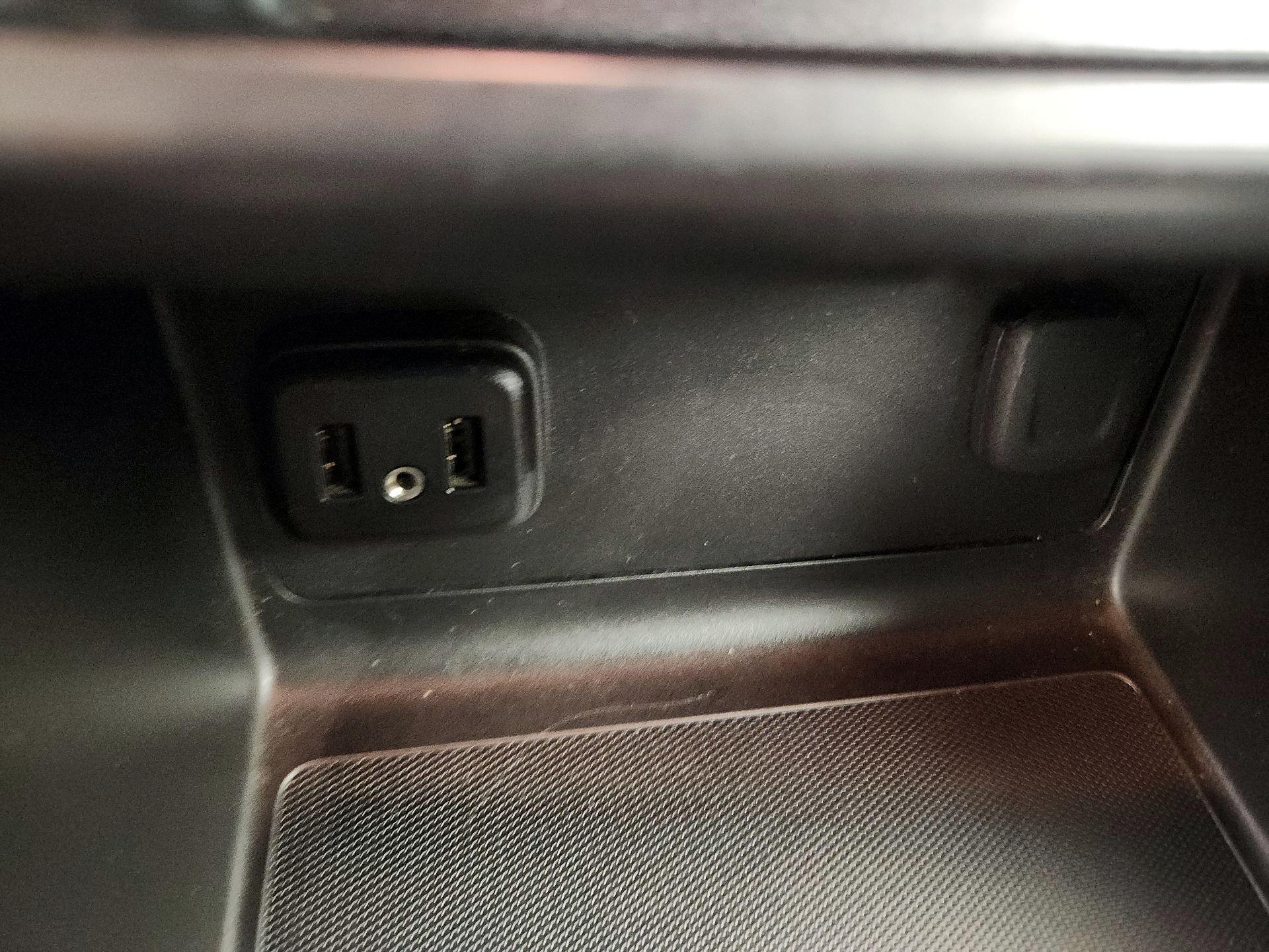 Thumbnail: 2019 Chevrolet Colorado - 18