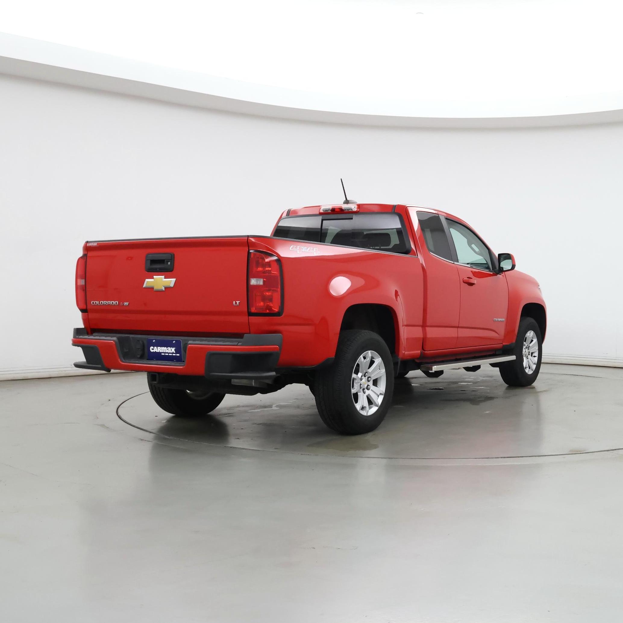 Thumbnail: 2019 Chevrolet Colorado - 8