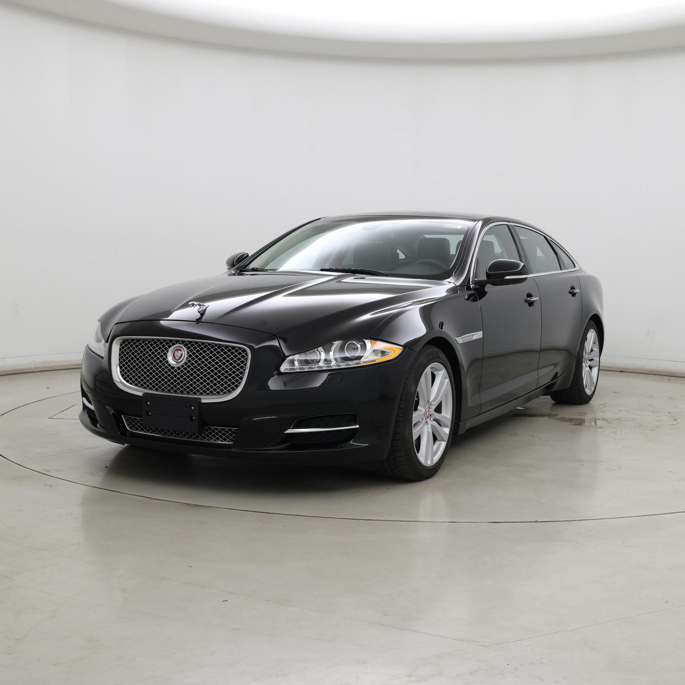 Thumbnail: 2014 Jaguar XJ - 4