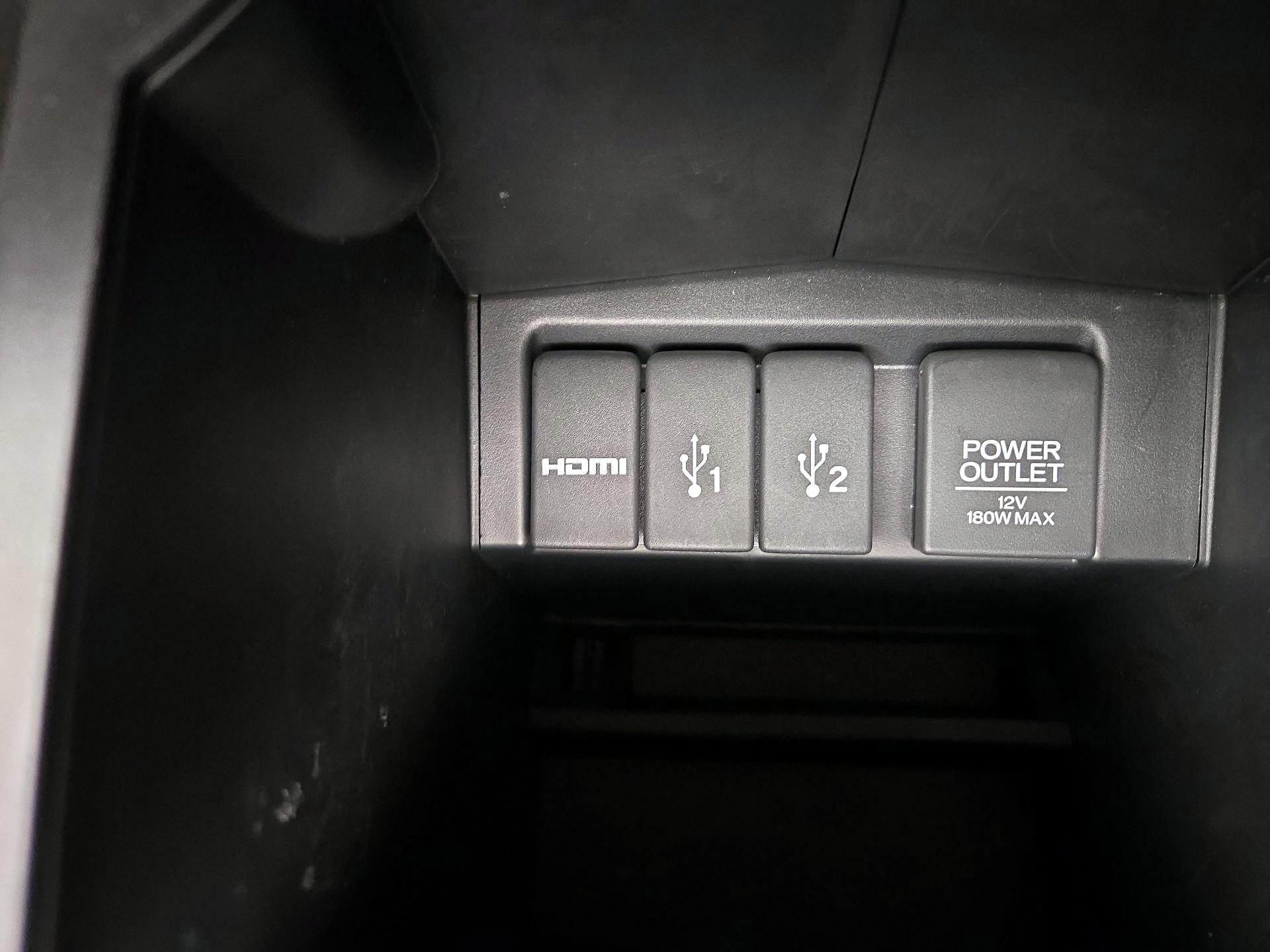 Thumbnail: 2016 Honda CR-V - 18