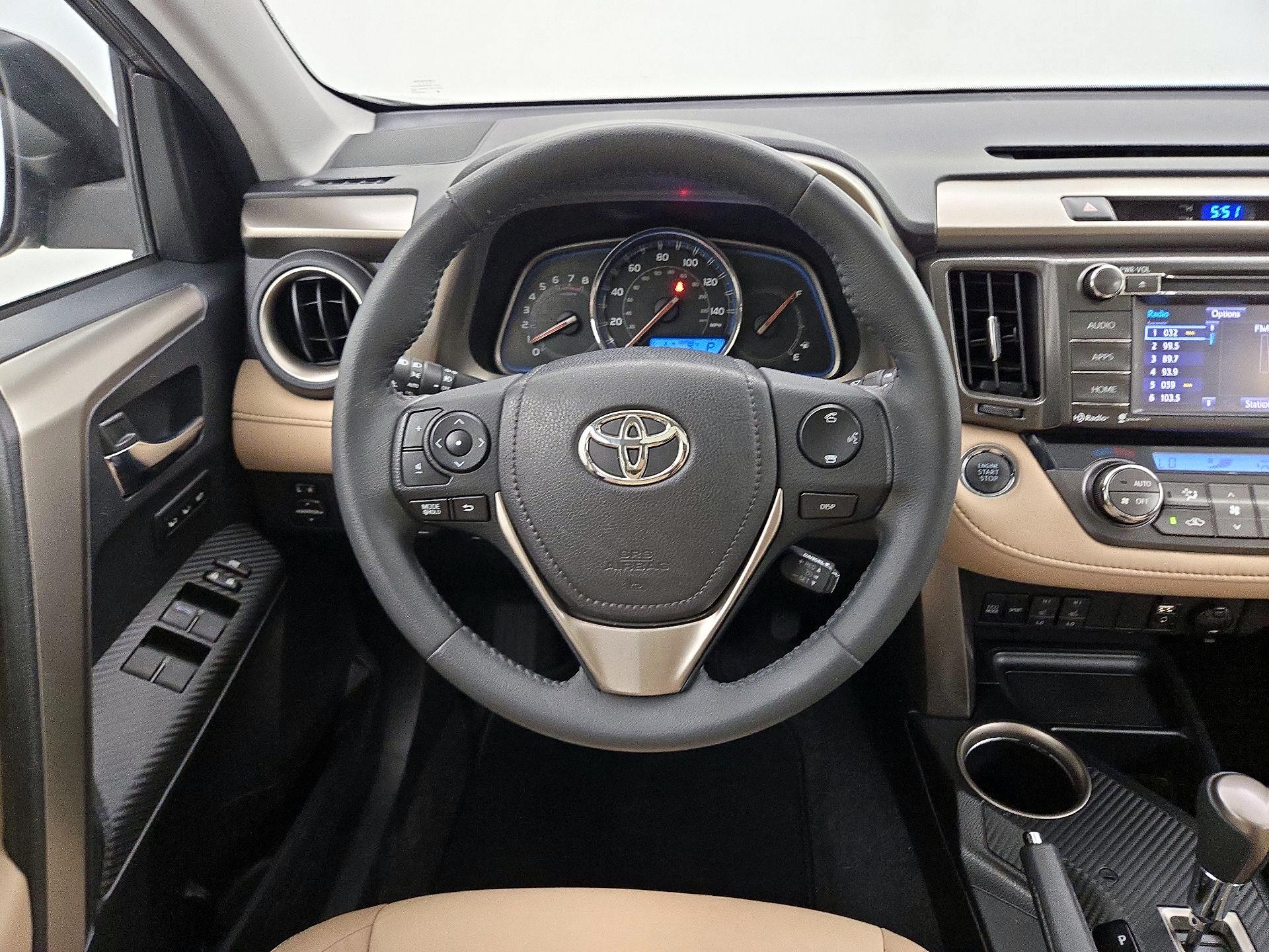 Thumbnail: 2014 Toyota RAV4 - 10
