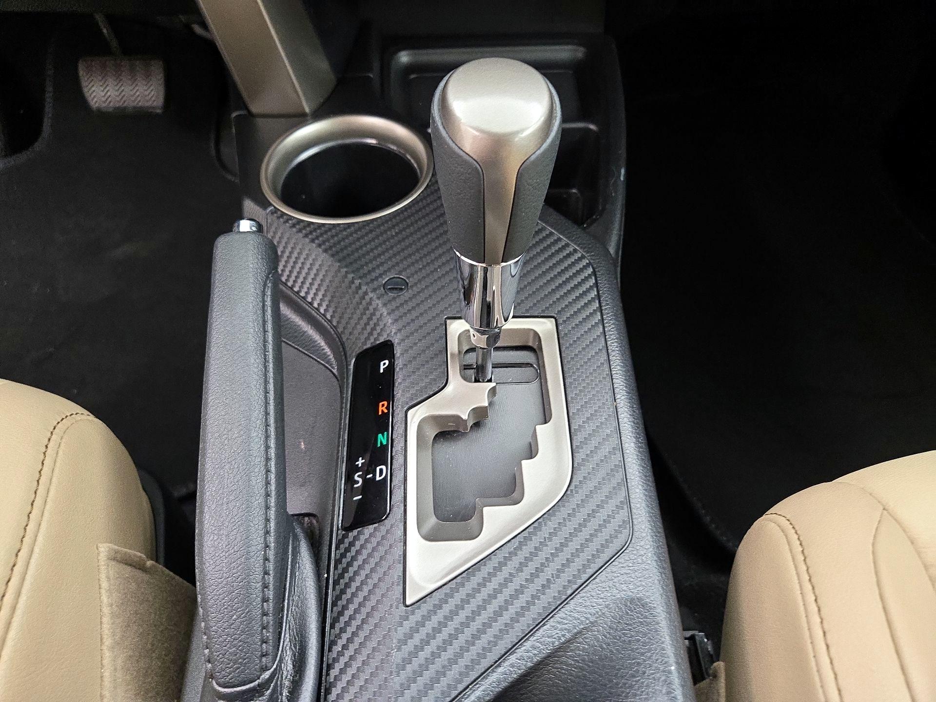 Thumbnail: 2014 Toyota RAV4 - 17
