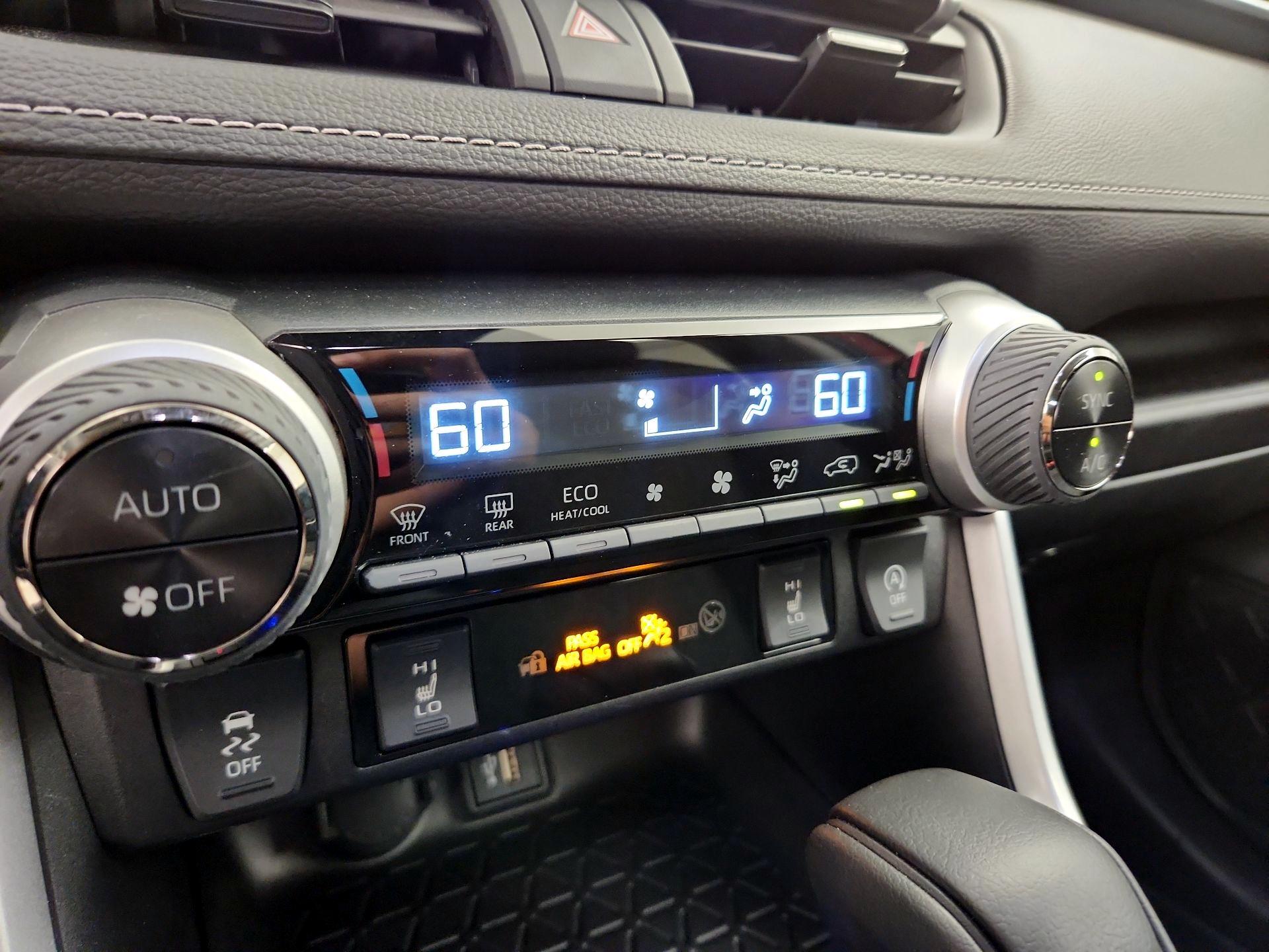 Thumbnail: 2023 Toyota RAV4 - 16