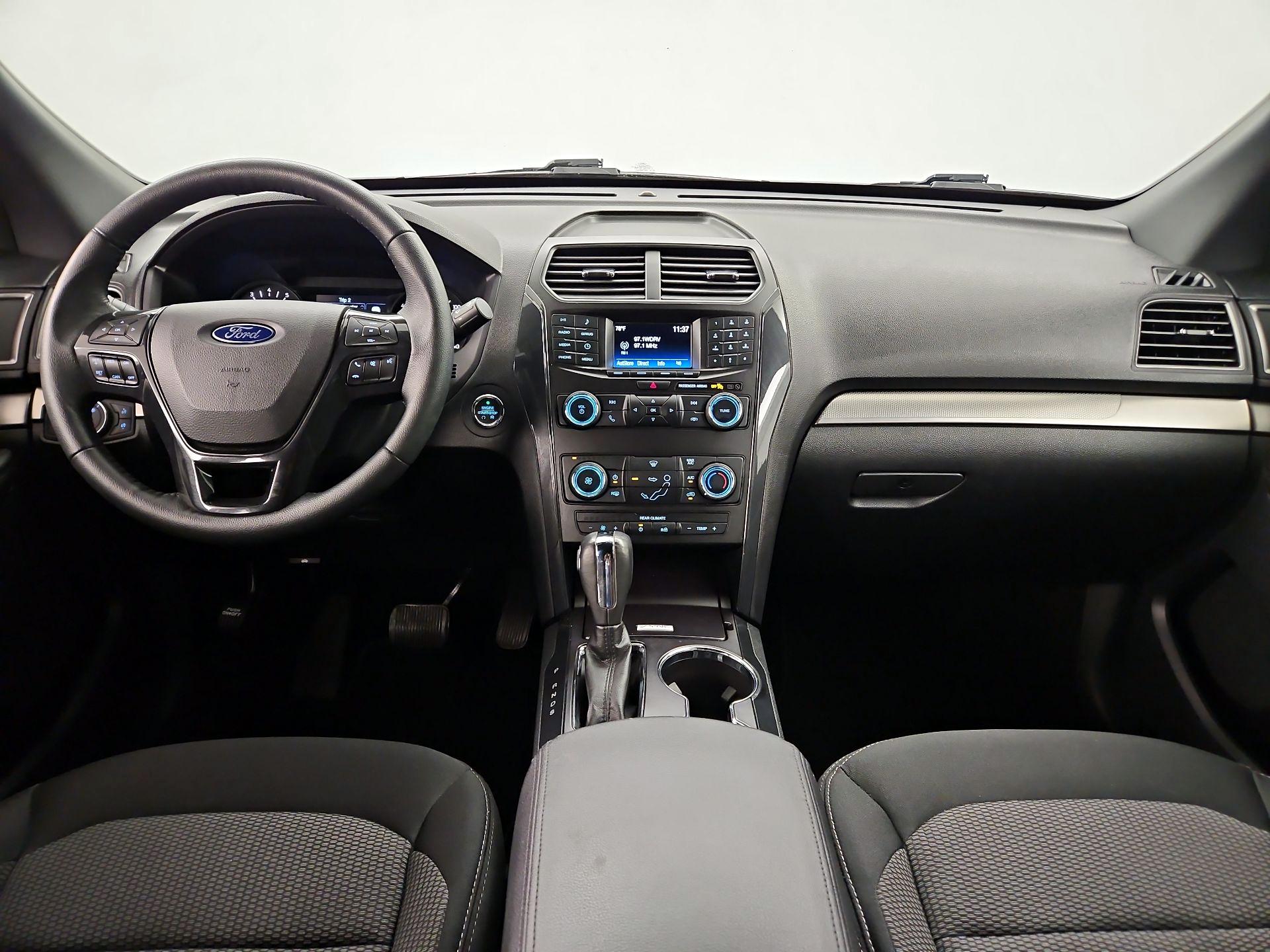 Thumbnail: 2019 Ford Explorer - 9