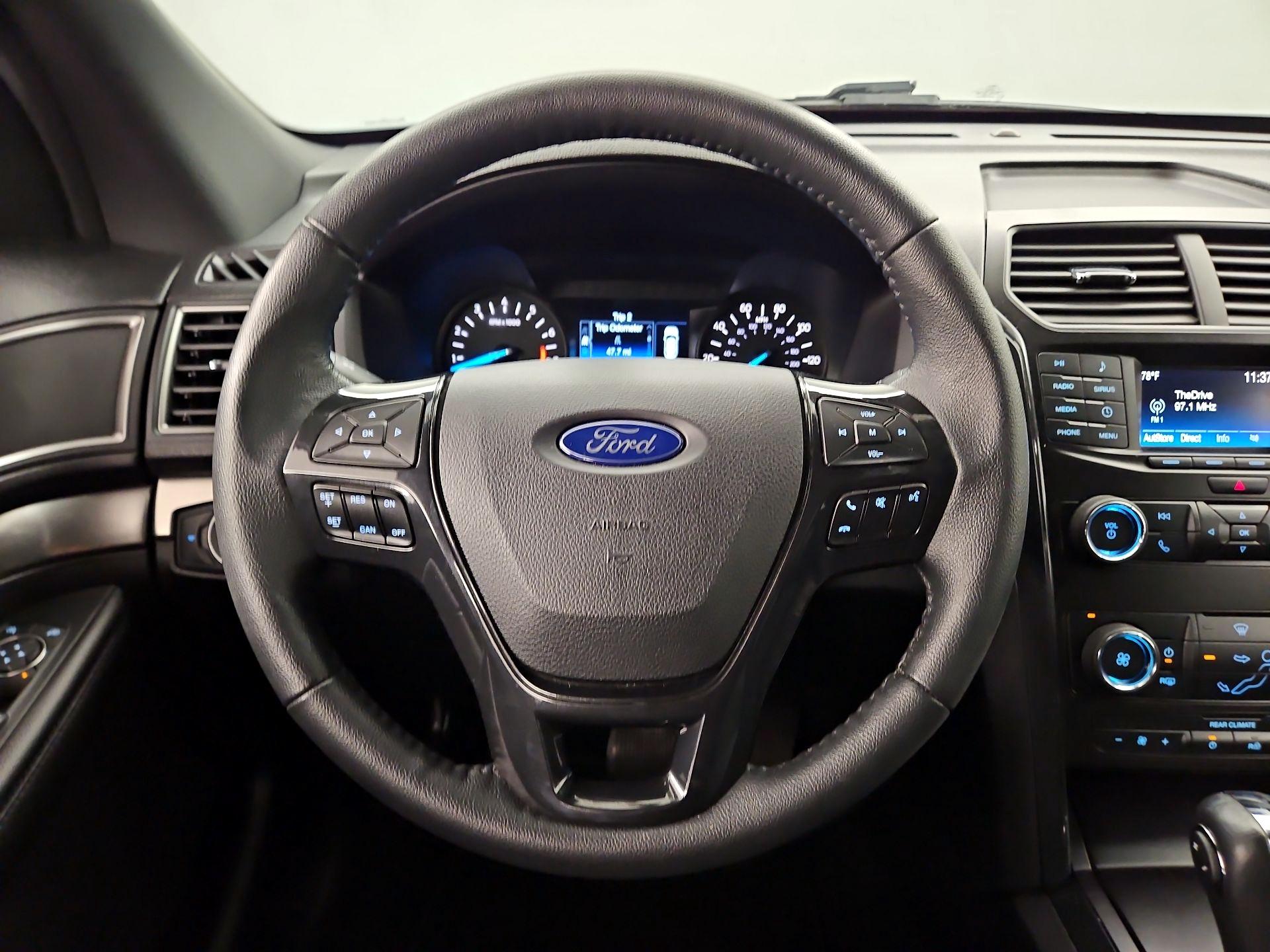 Thumbnail: 2019 Ford Explorer - 10