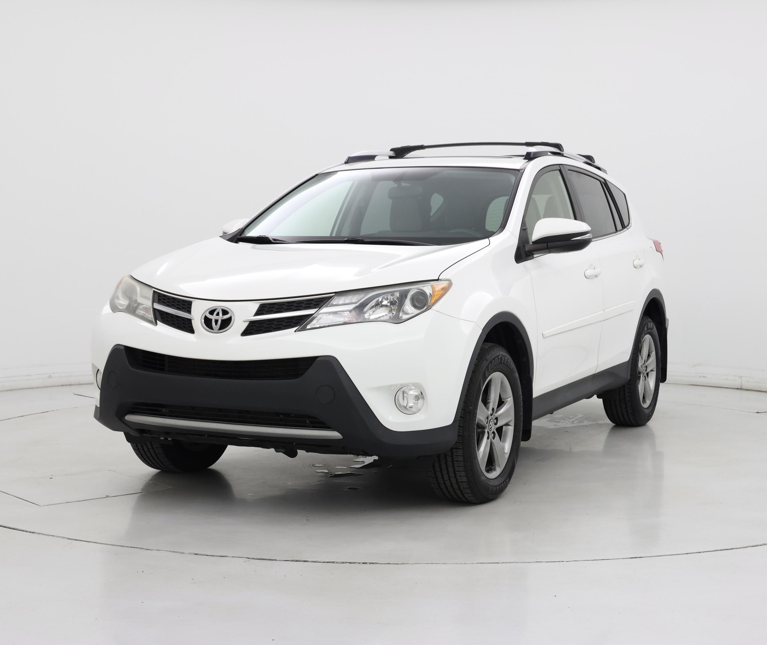 Thumbnail: 2015 Toyota RAV4 - 4