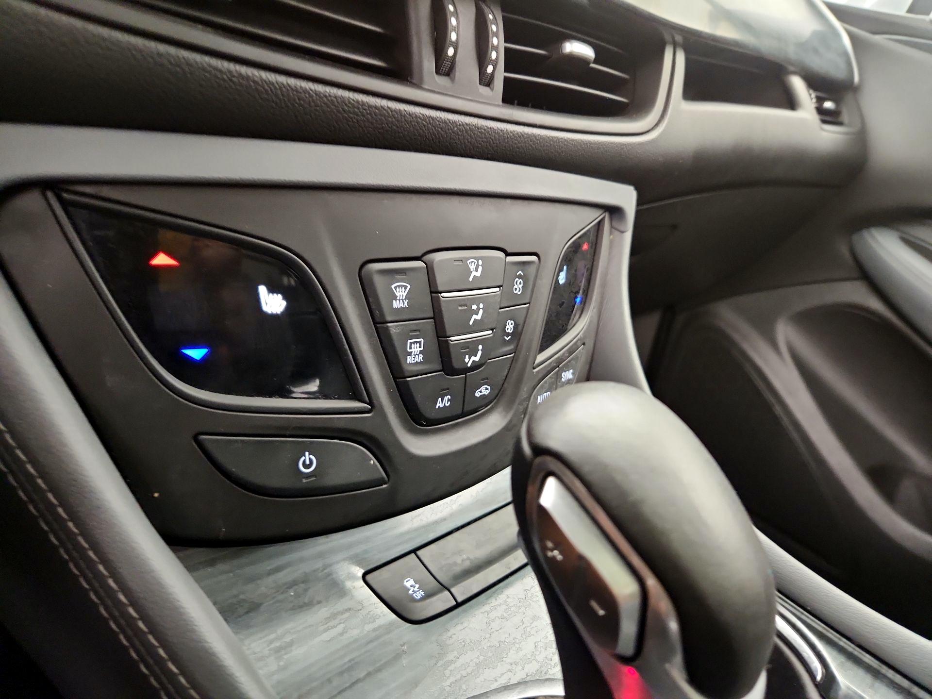 Thumbnail: 2019 Buick Envision - 16