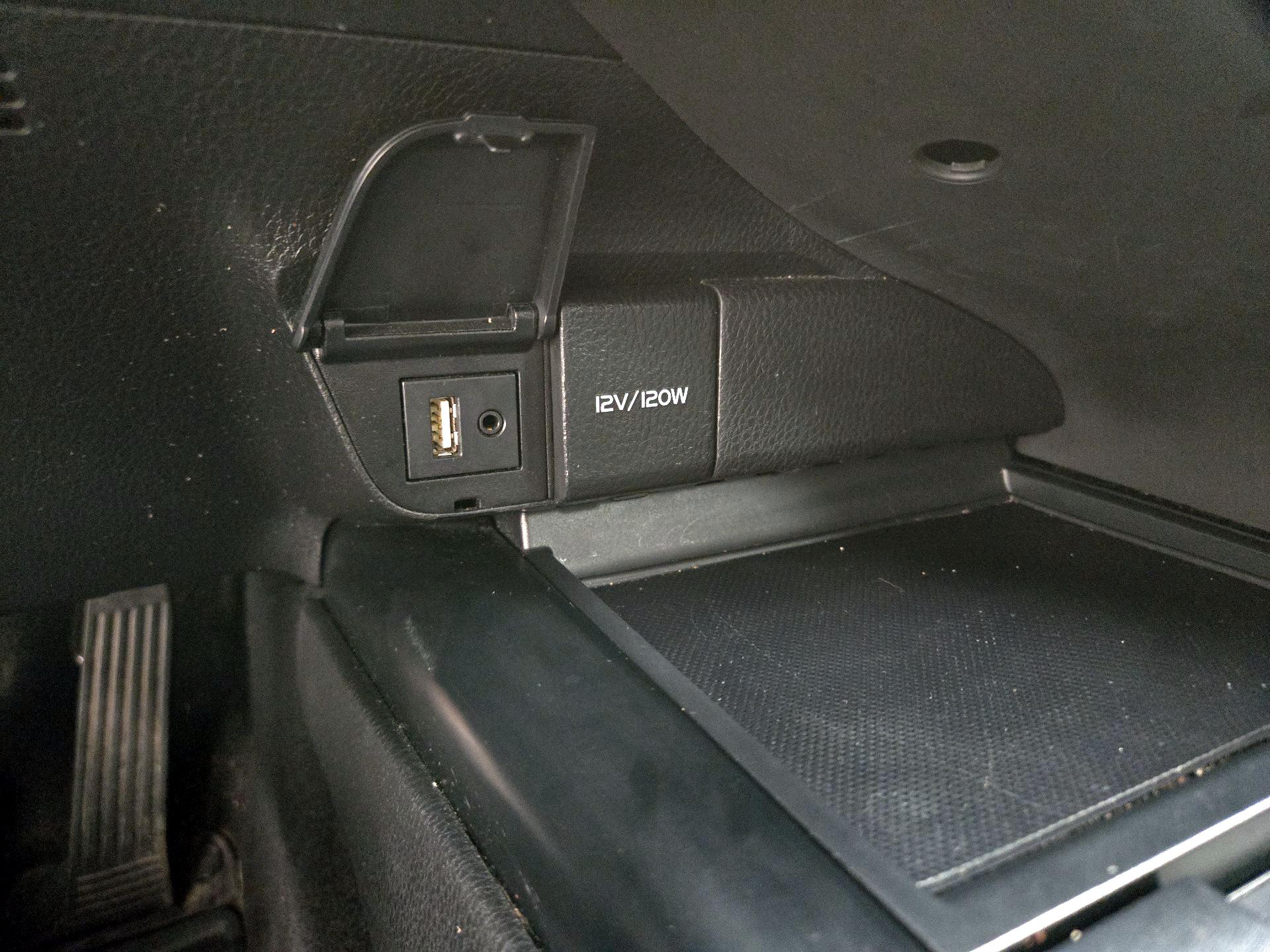 Thumbnail: 2018 Toyota Camry - 18