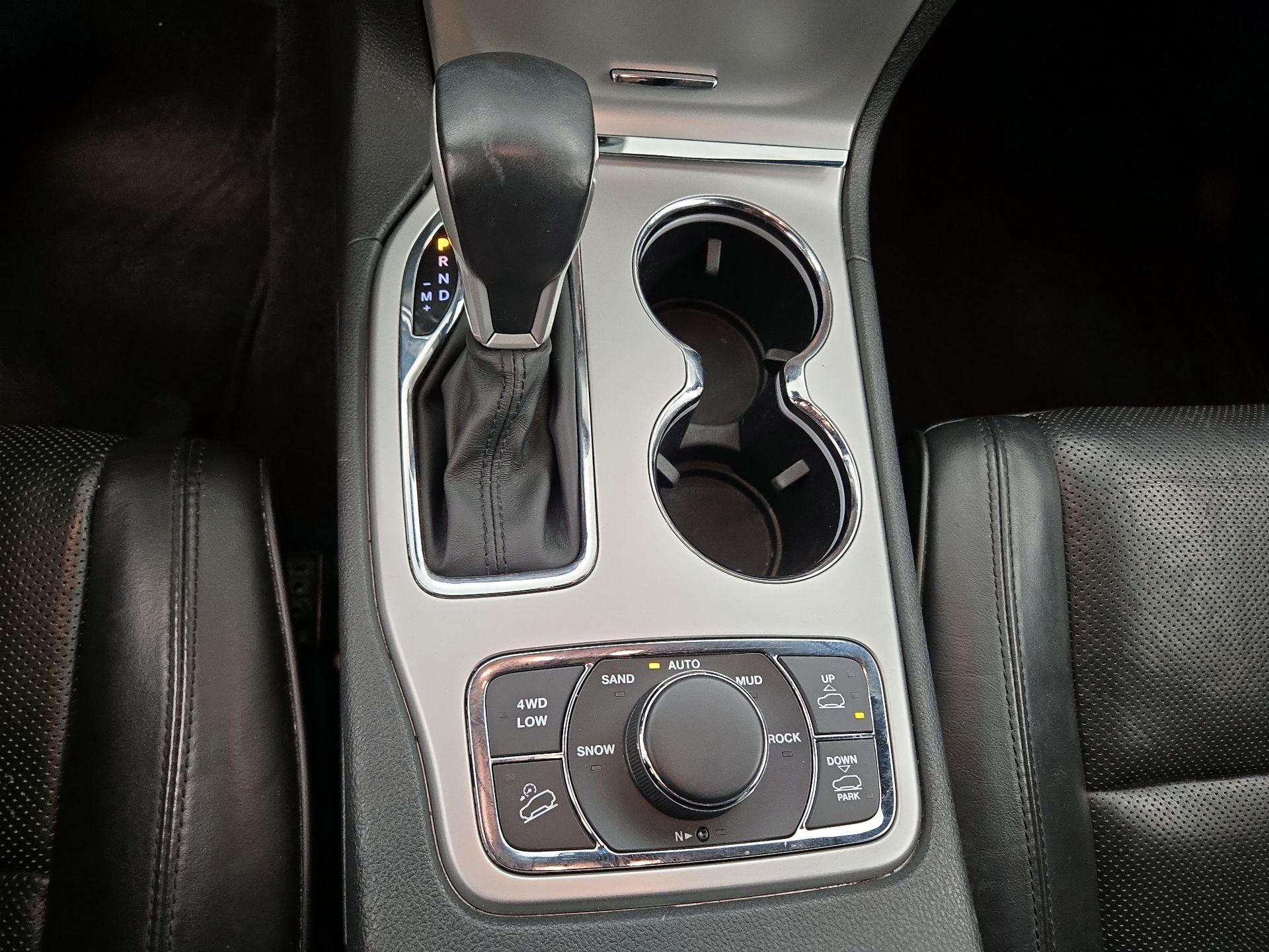 Thumbnail: 2016 Jeep Grand Cherokee - 18