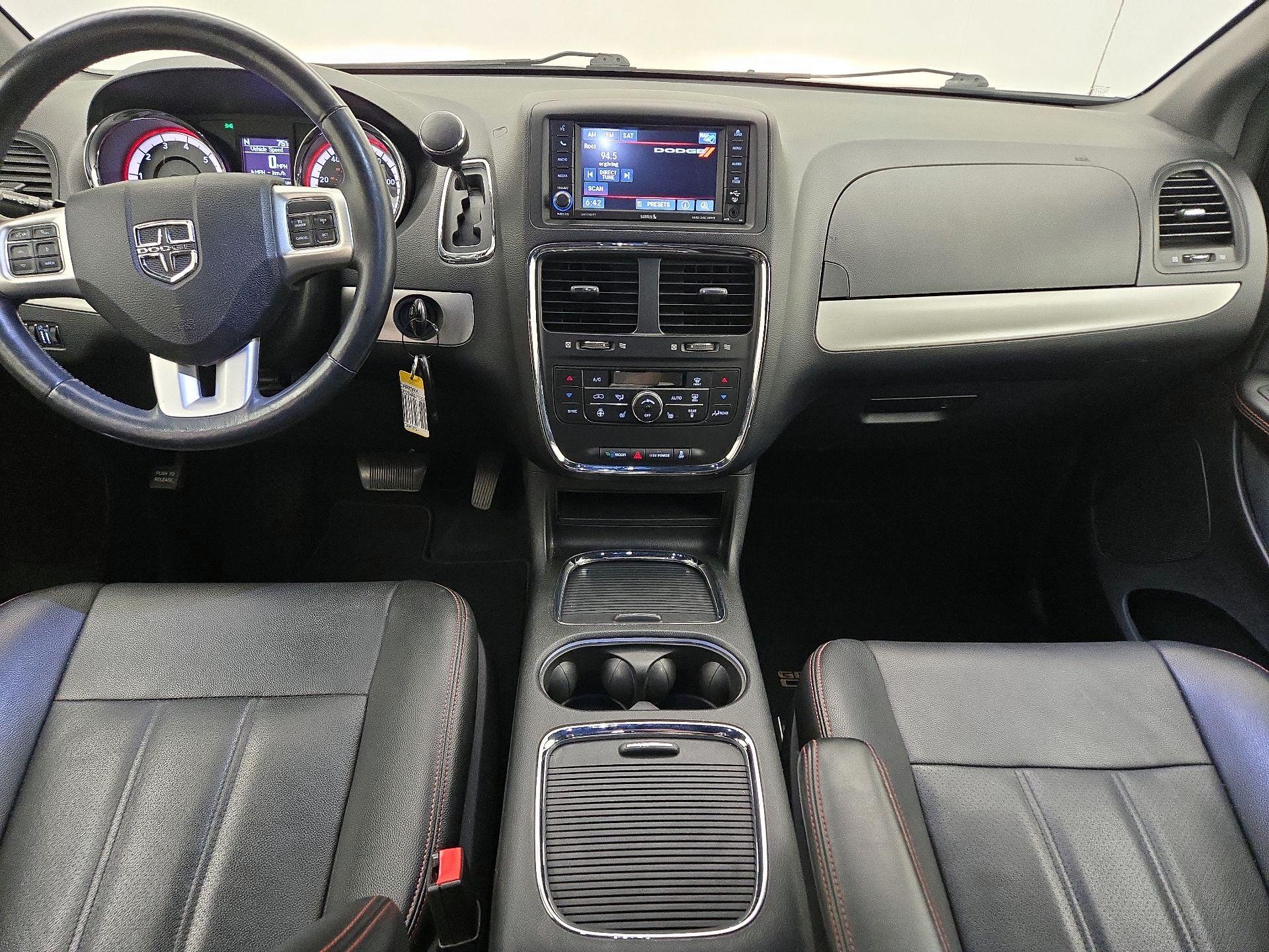 Thumbnail: 2017 Dodge Grand Caravan - 9