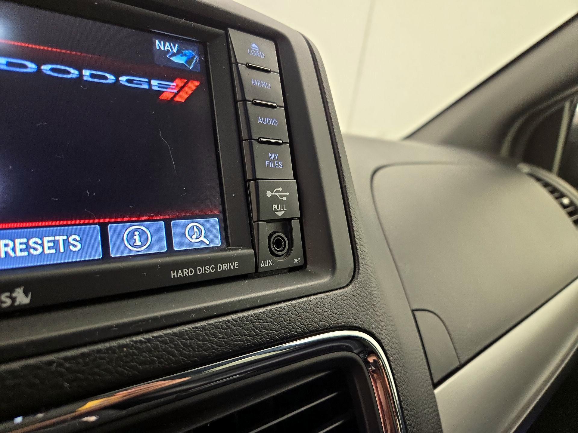 Thumbnail: 2017 Dodge Grand Caravan - 18