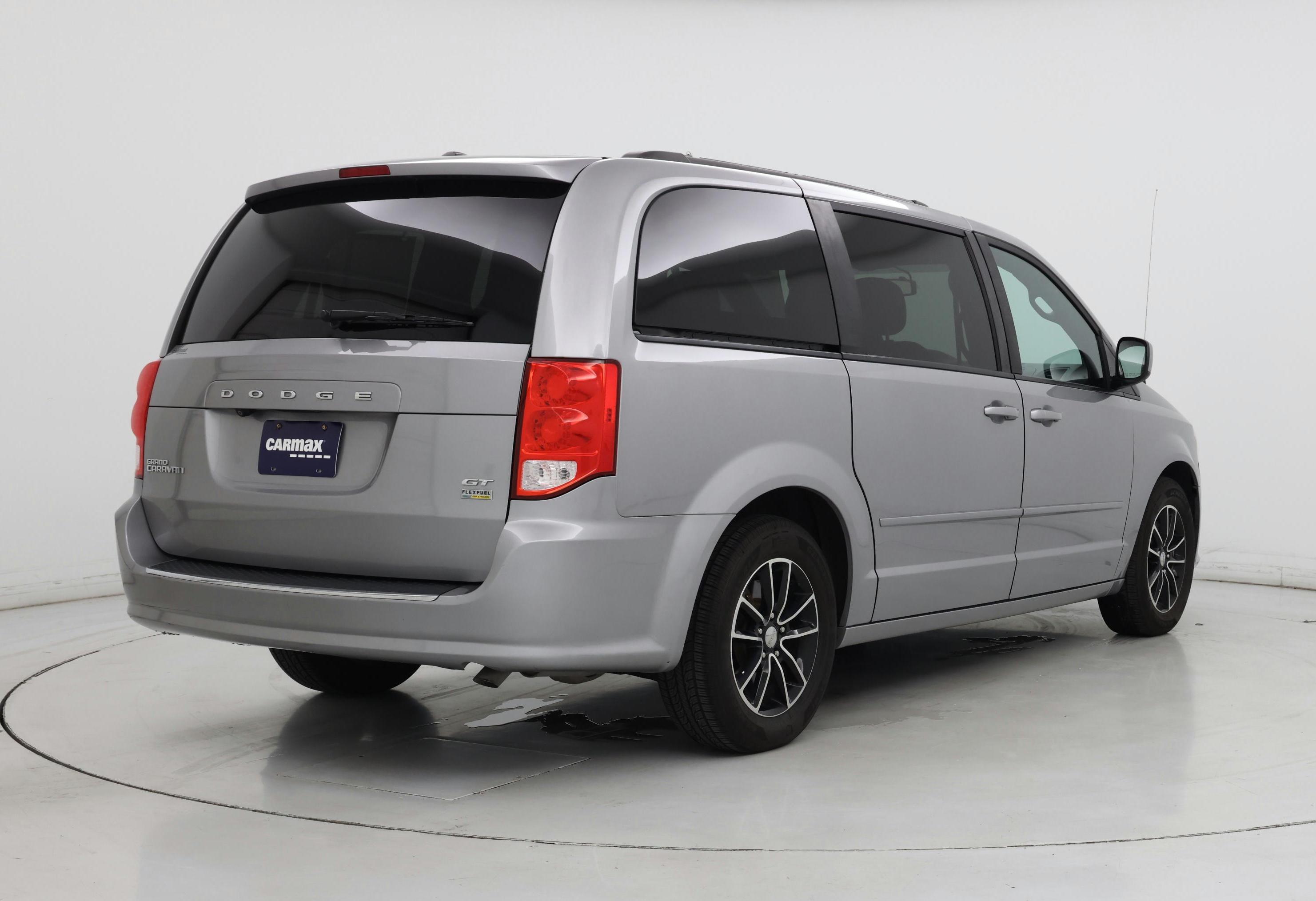 Thumbnail: 2017 Dodge Grand Caravan - 8