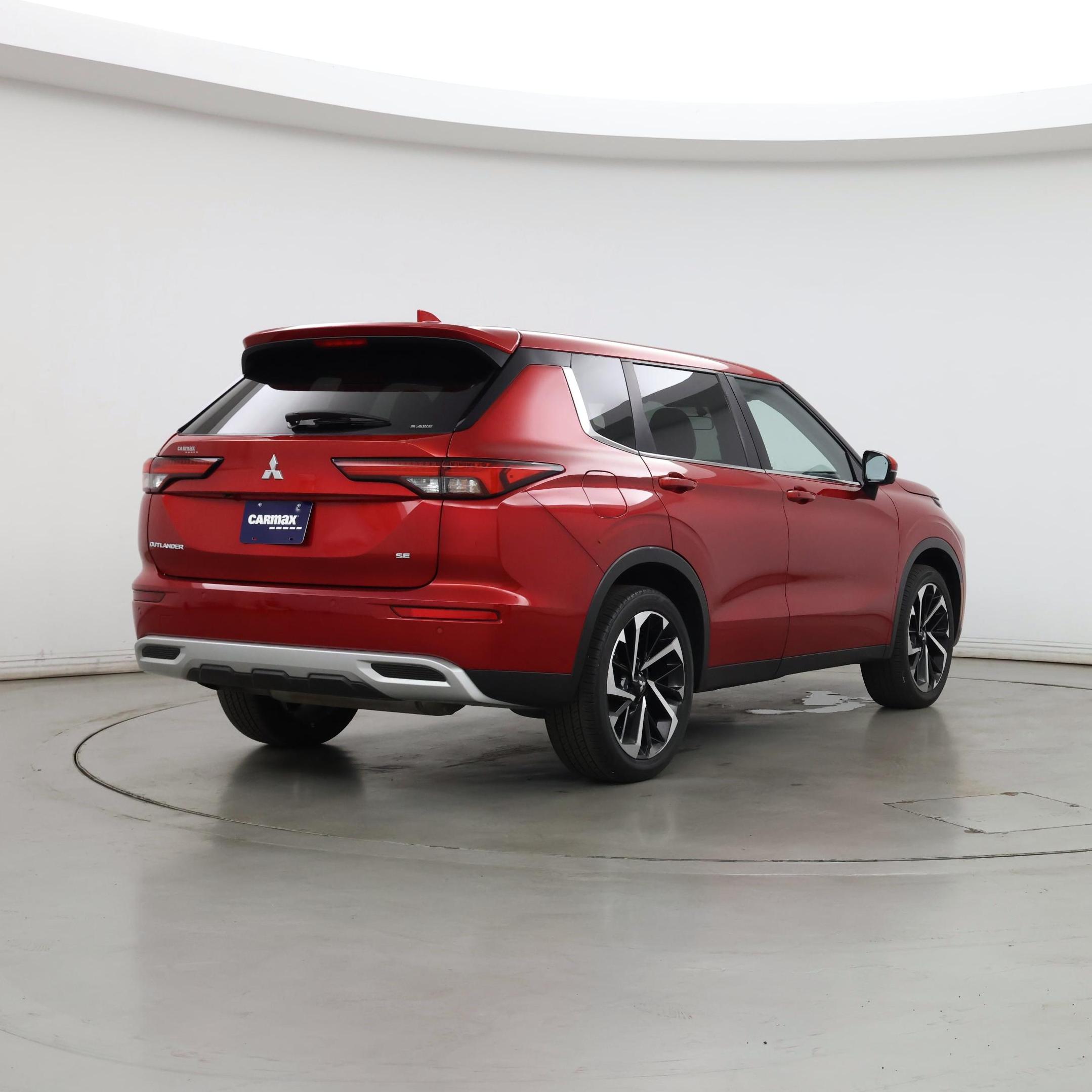 Thumbnail: 2022 Mitsubishi Outlander - 8