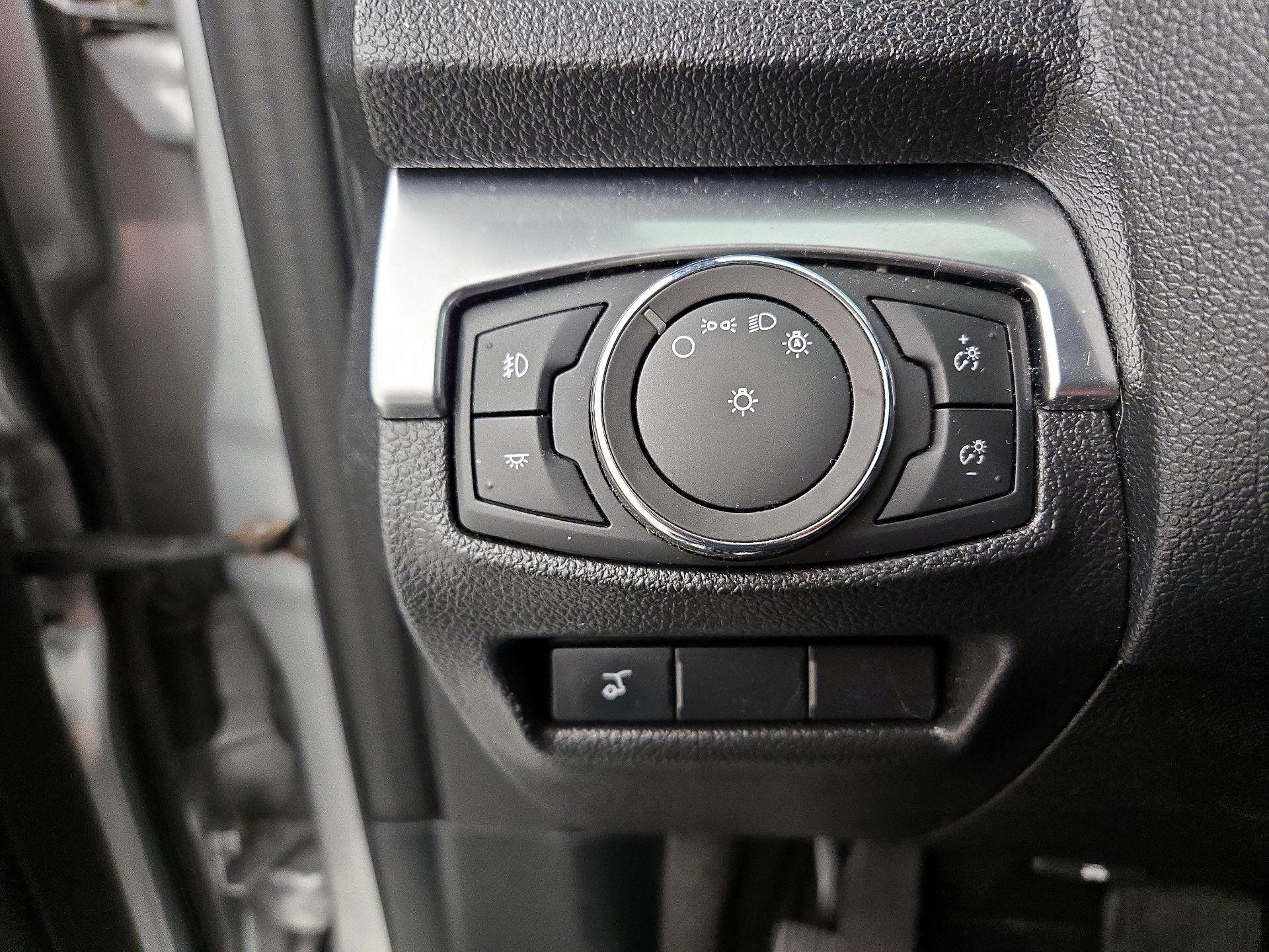 Thumbnail: 2018 Ford Explorer - 13