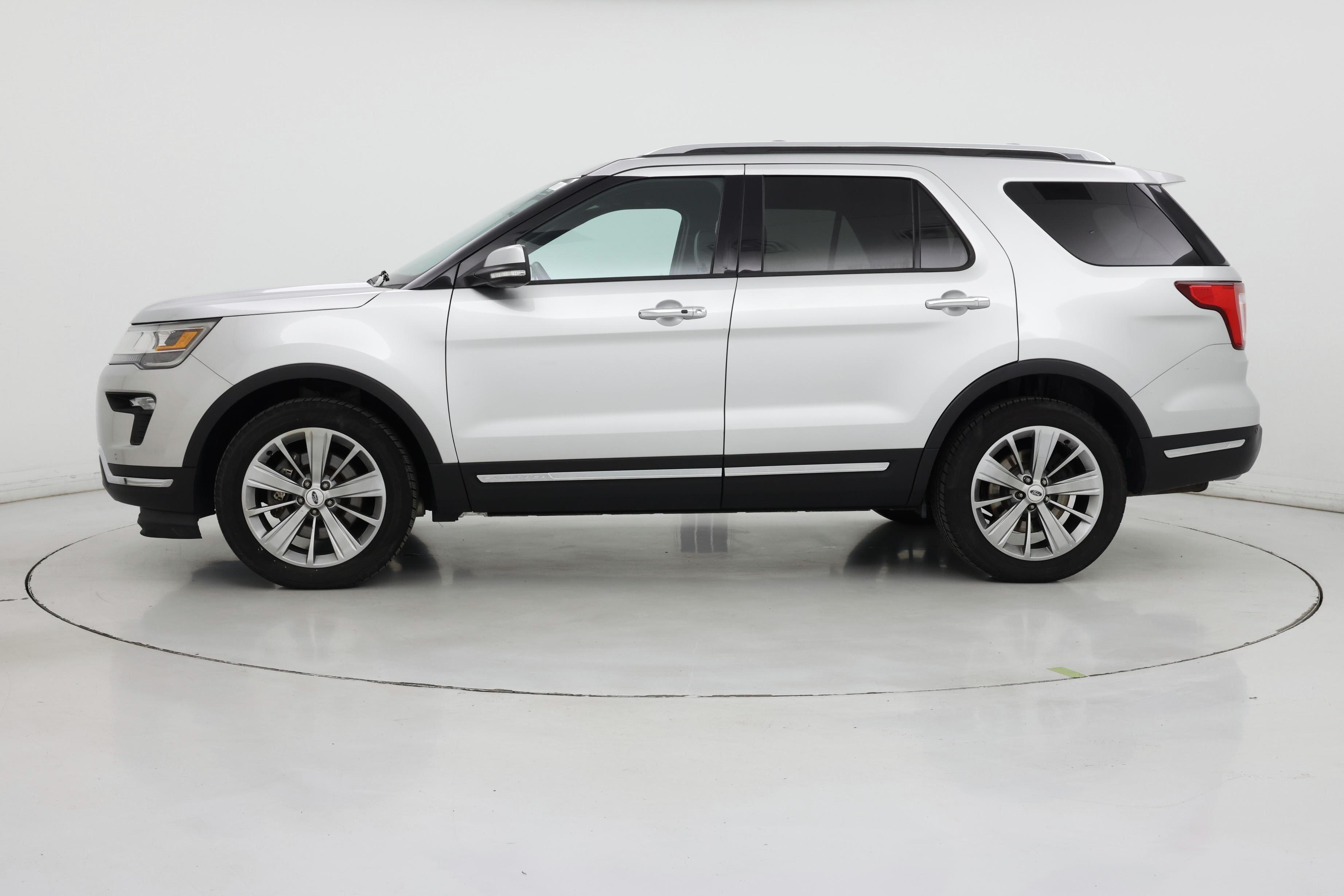 Thumbnail: 2018 Ford Explorer - 3