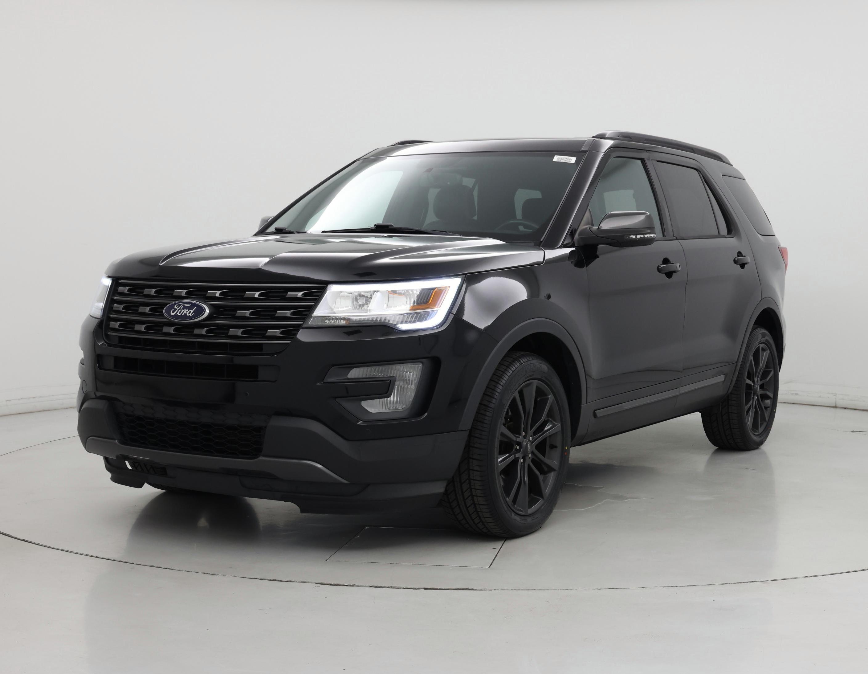 Thumbnail: 2017 Ford Explorer - 4