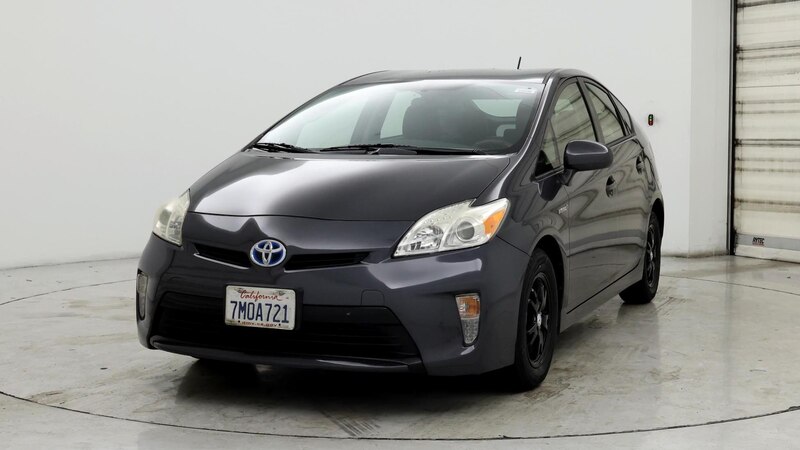 2015 Toyota Prius Two 4