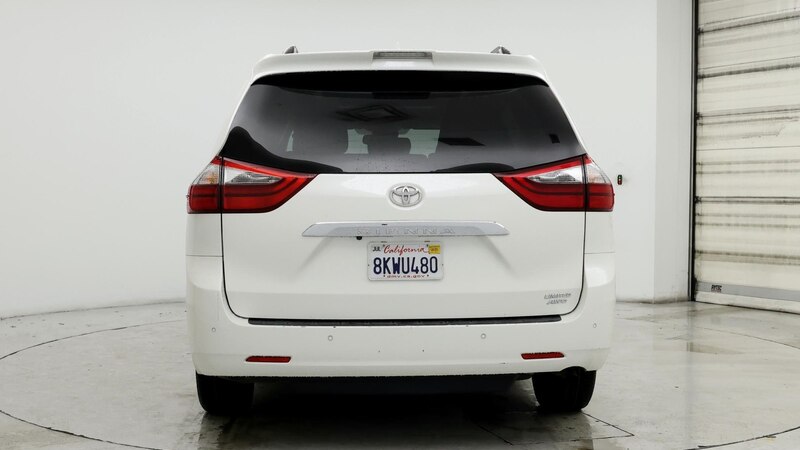 2020 Toyota Sienna Limited 6