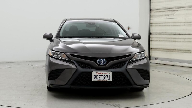 2020 Toyota Camry SE 5