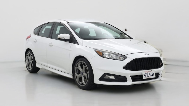 2017 Ford Focus ST Hero Image