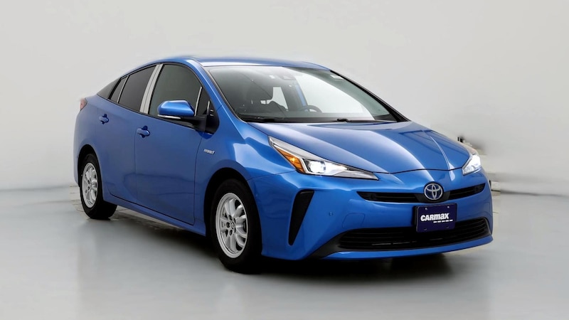 2022 Toyota Prius LE Hero Image