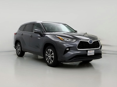 2020 Toyota Highlander XLE -
                Sacramento, CA