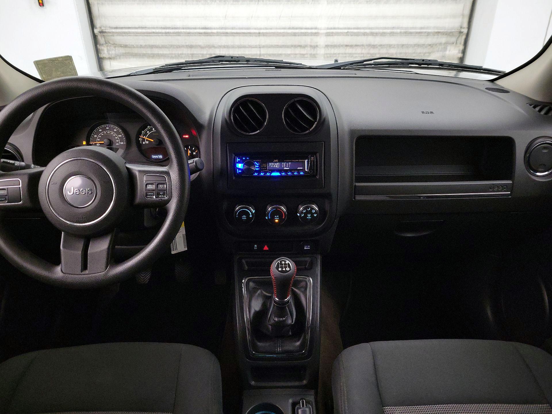 Thumbnail: 2014 Jeep Patriot - 9