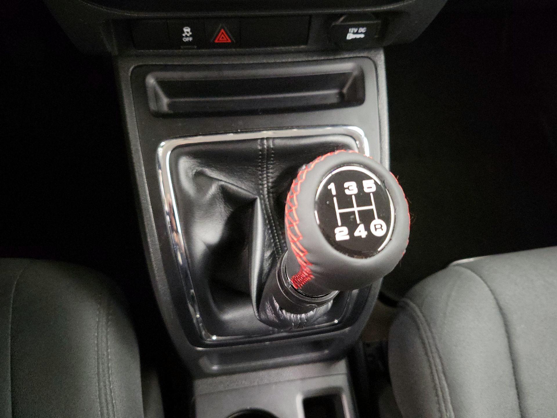 Thumbnail: 2014 Jeep Patriot - 15