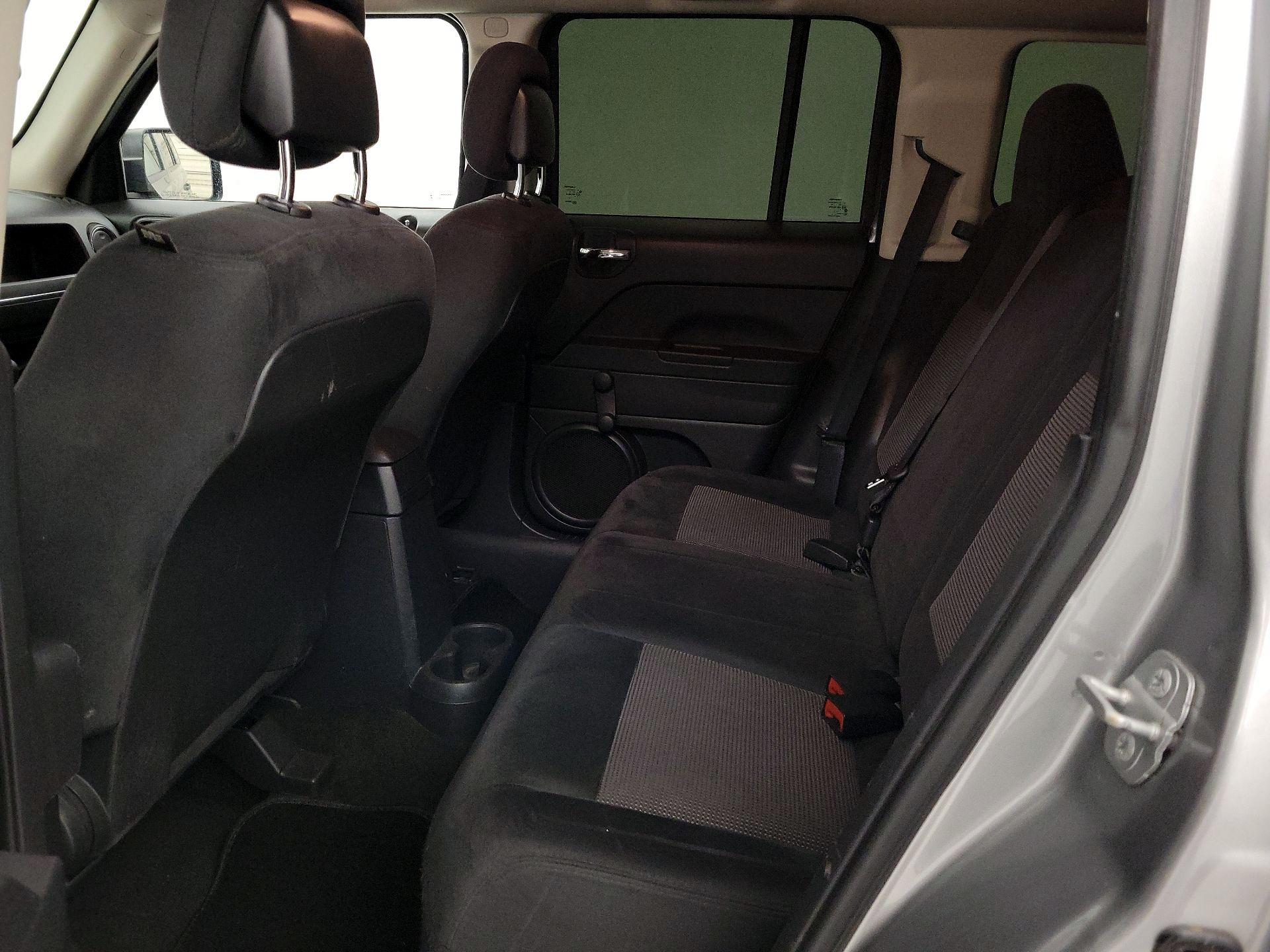 Thumbnail: 2014 Jeep Patriot - 16