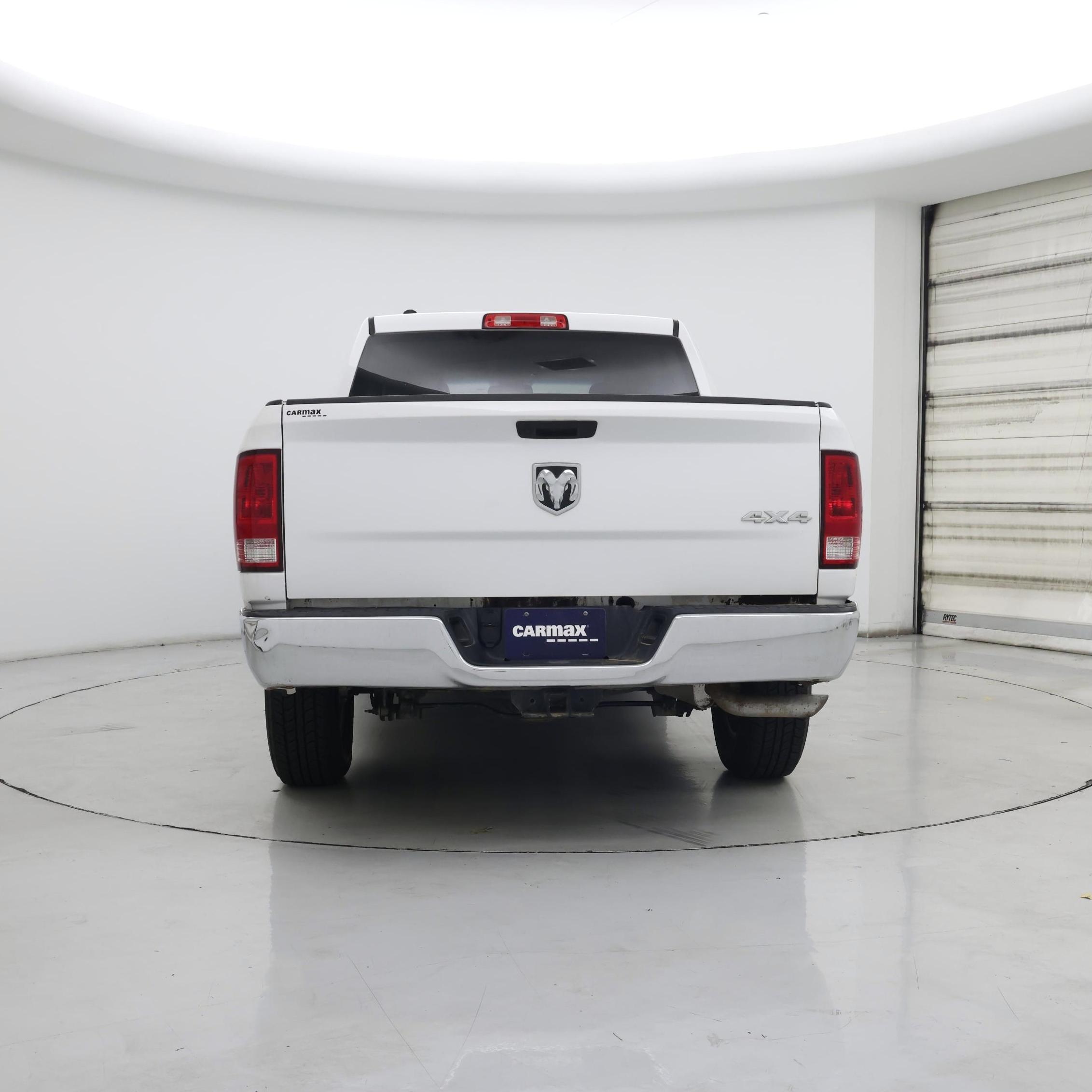 Thumbnail: 2019 RAM 1500 Classic - 6