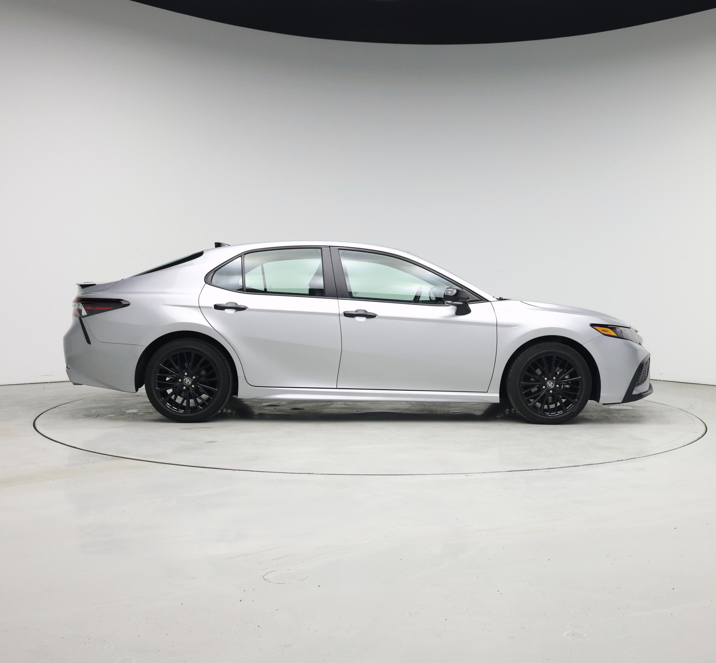 Thumbnail: 2022 Toyota Camry - 7
