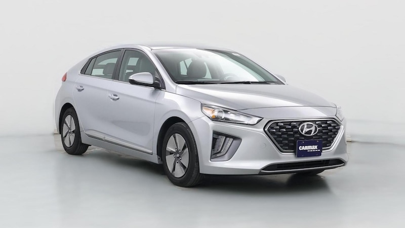 2022 Hyundai Ioniq SE Hero Image