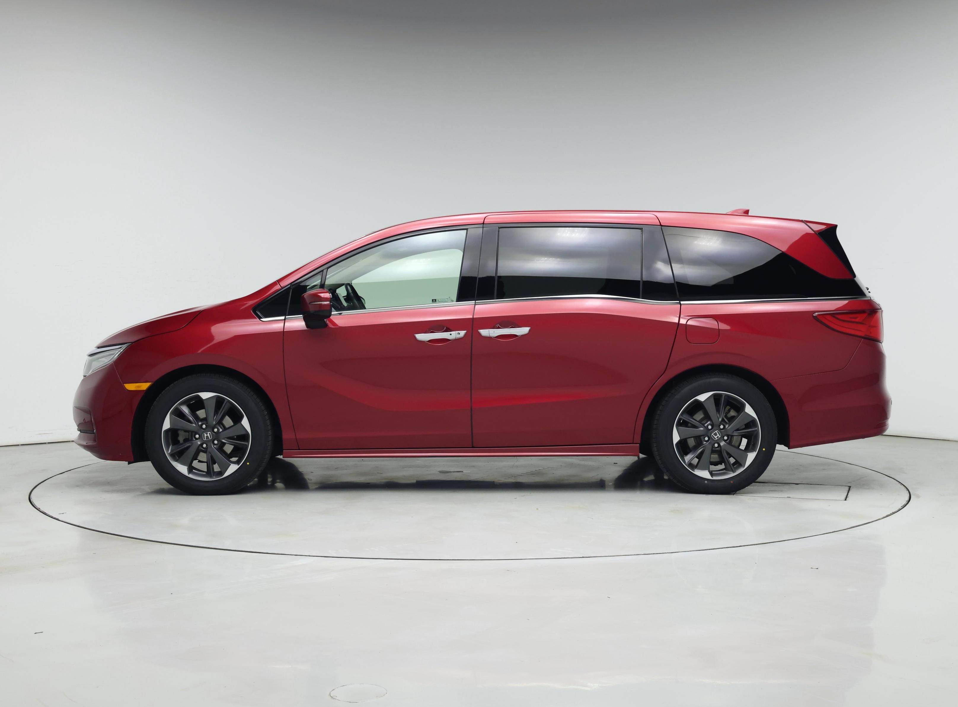 Thumbnail: 2022 Honda Odyssey - 3