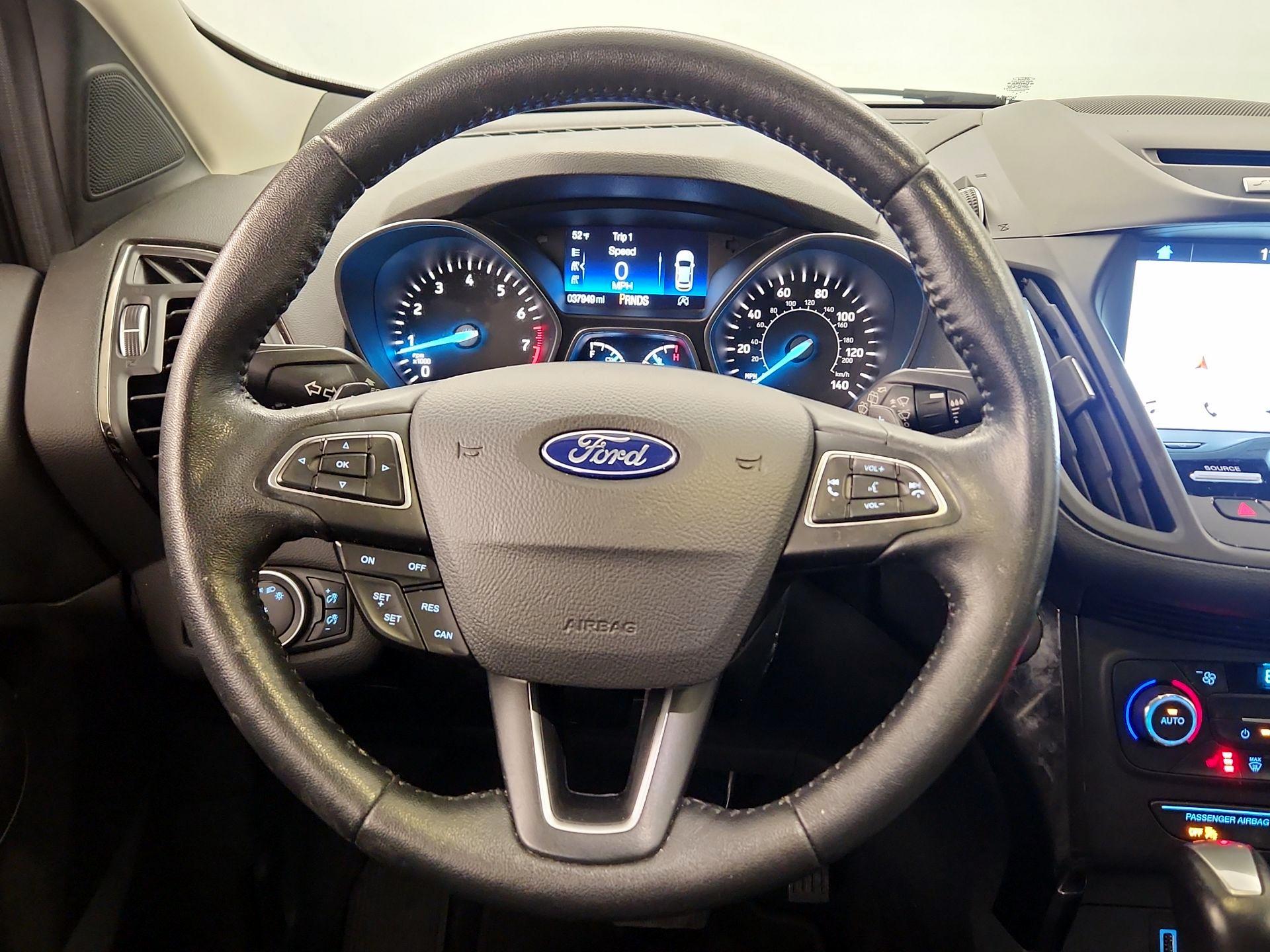 Thumbnail: 2017 Ford Escape - 10