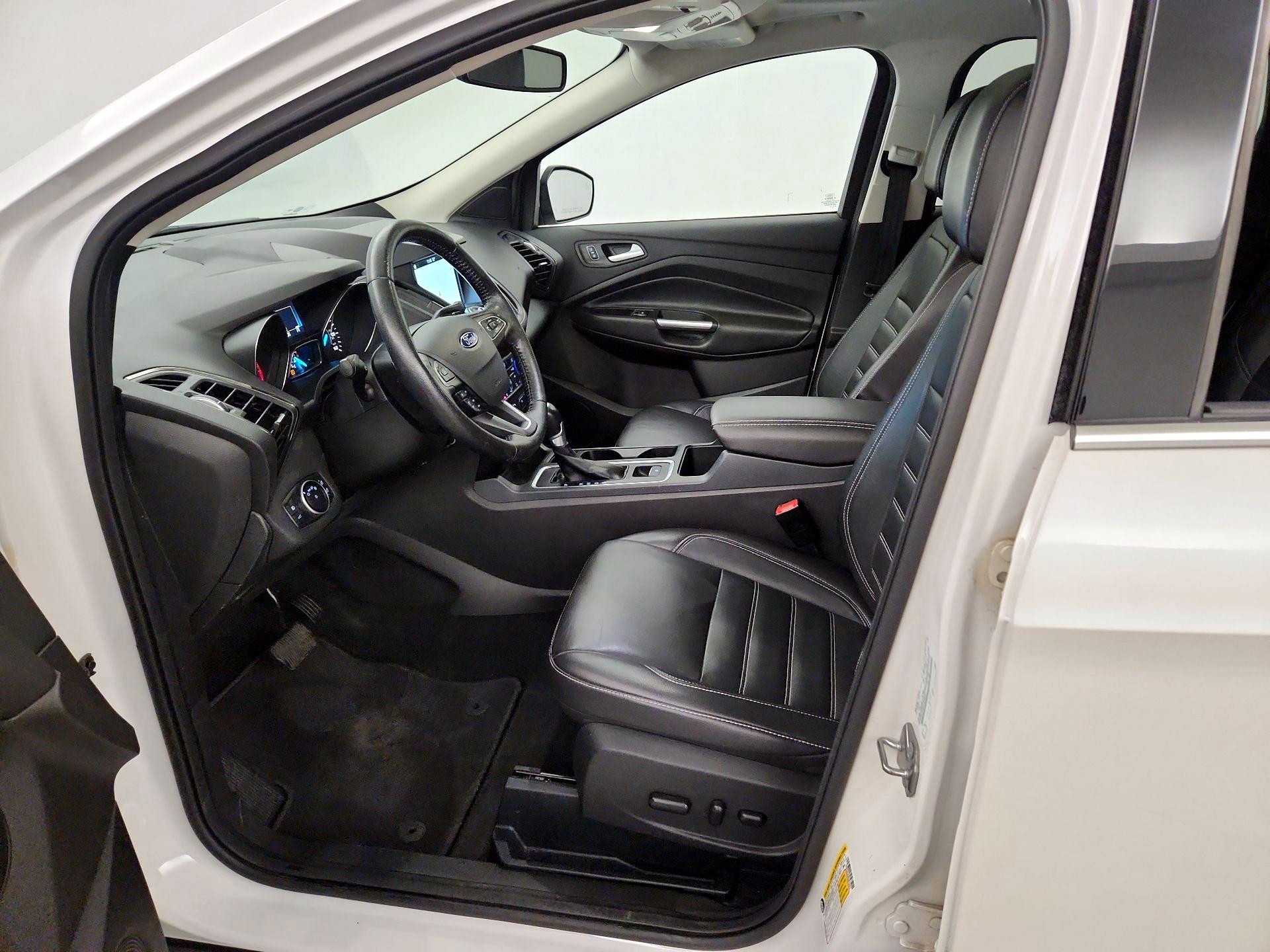 Thumbnail: 2017 Ford Escape - 11
