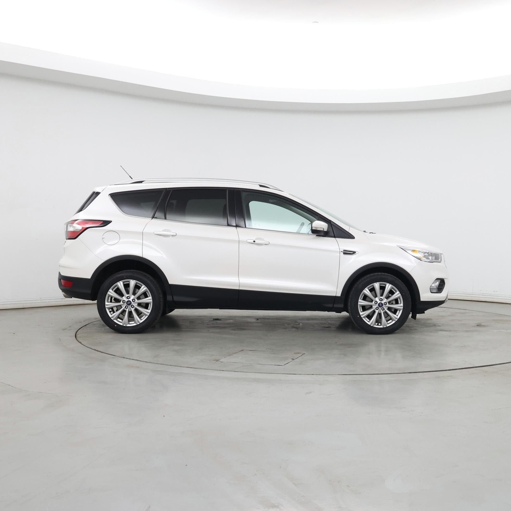Thumbnail: 2017 Ford Escape - 7