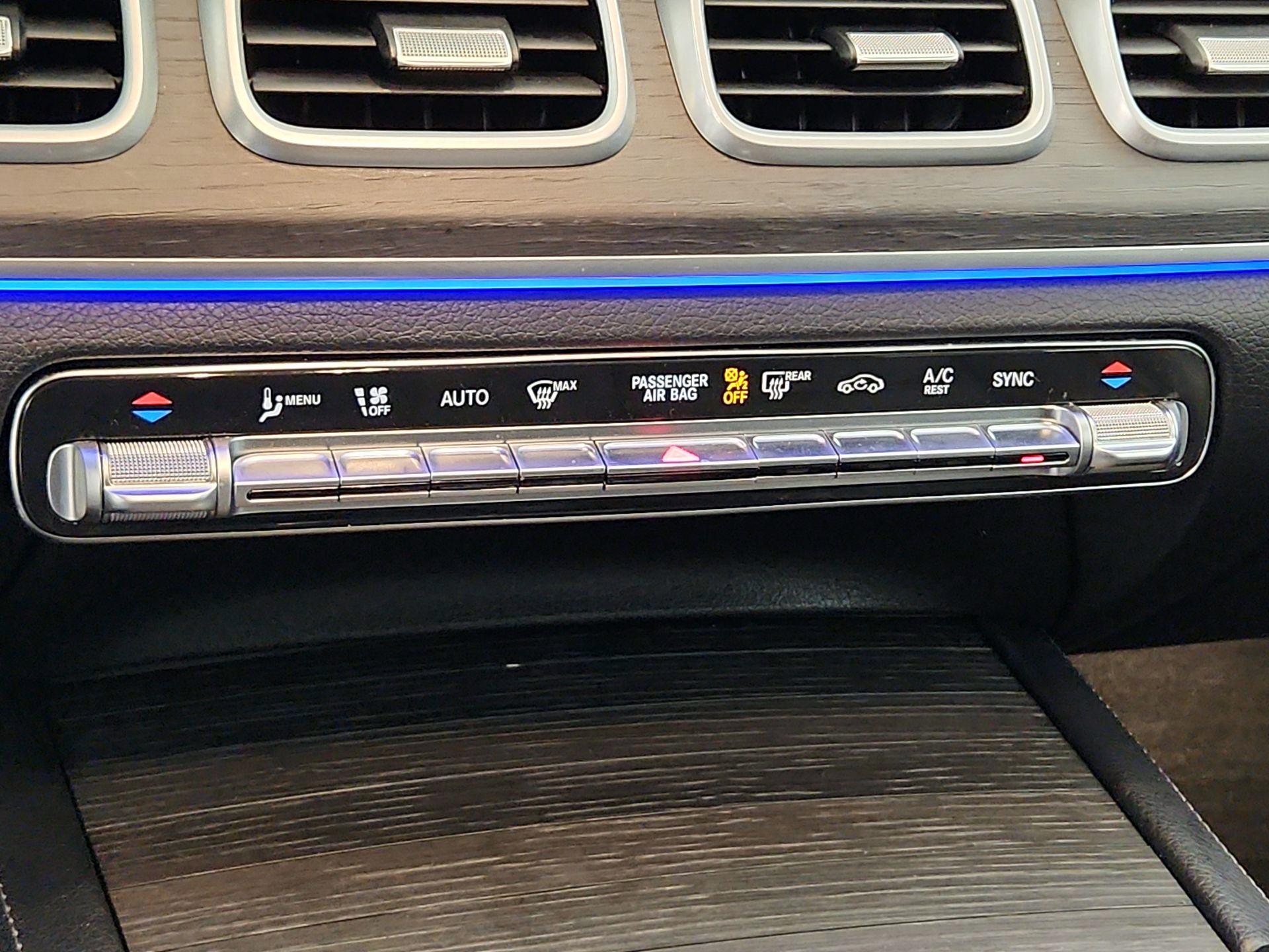 Thumbnail: 2021 Mercedes-Benz GLE - 17