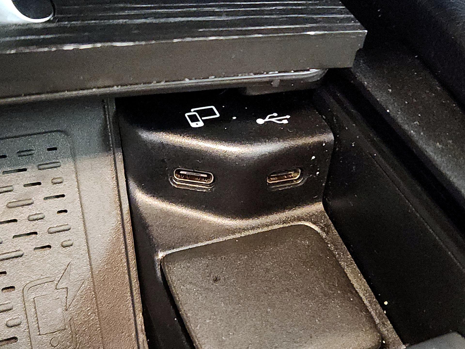 Thumbnail: 2021 Mercedes-Benz GLE - 19