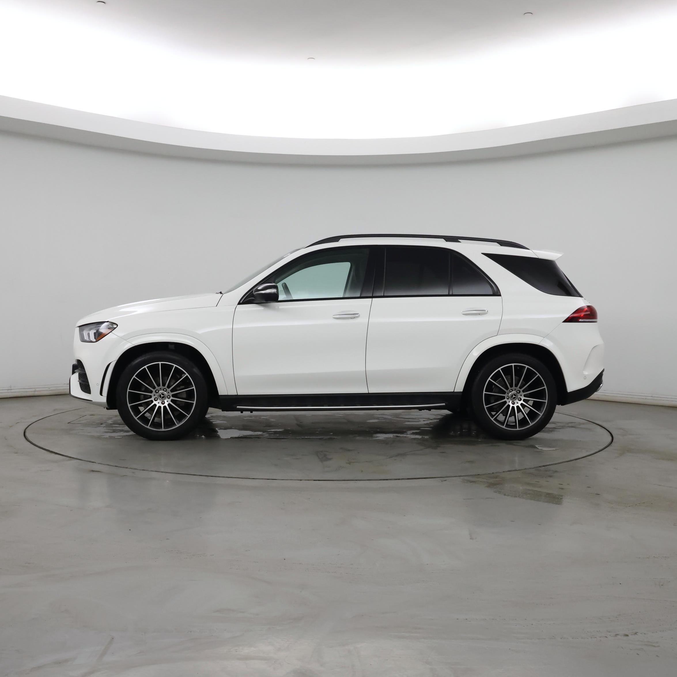 Thumbnail: 2021 Mercedes-Benz GLE - 3