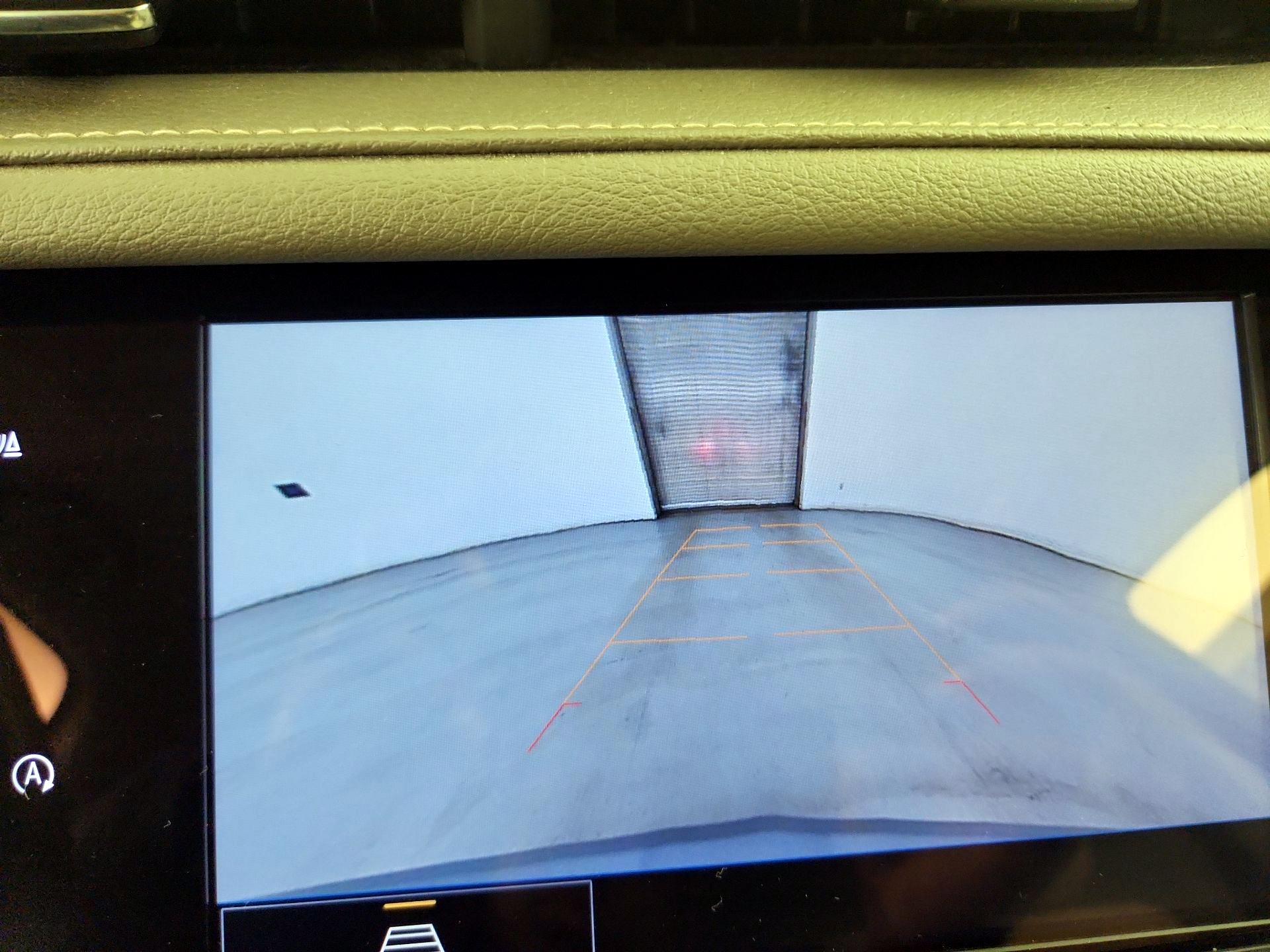 Thumbnail: 2021 Cadillac XT6 - 15