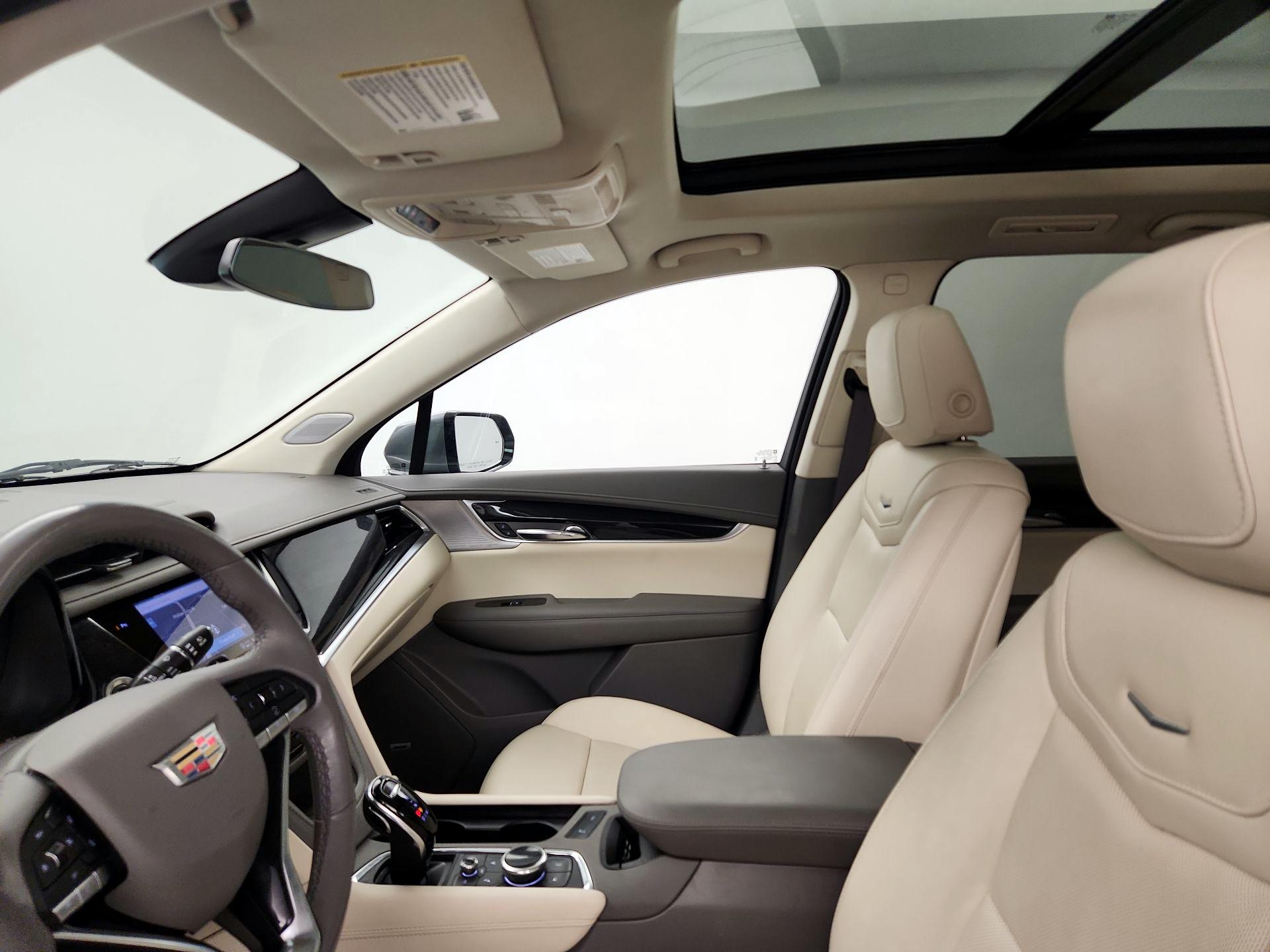 Thumbnail: 2021 Cadillac XT6 - 20