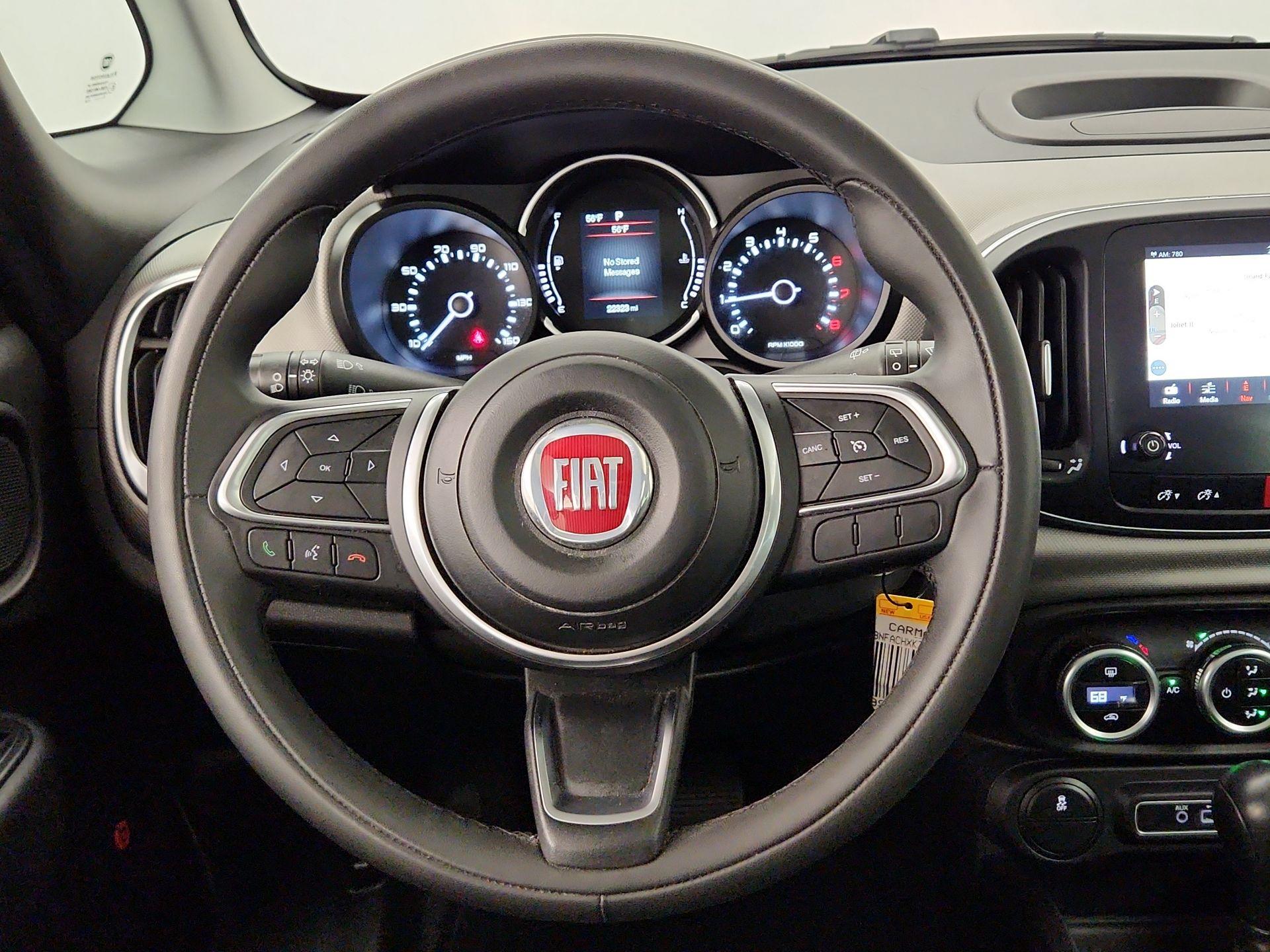 Thumbnail: 2019 Fiat 500L - 10