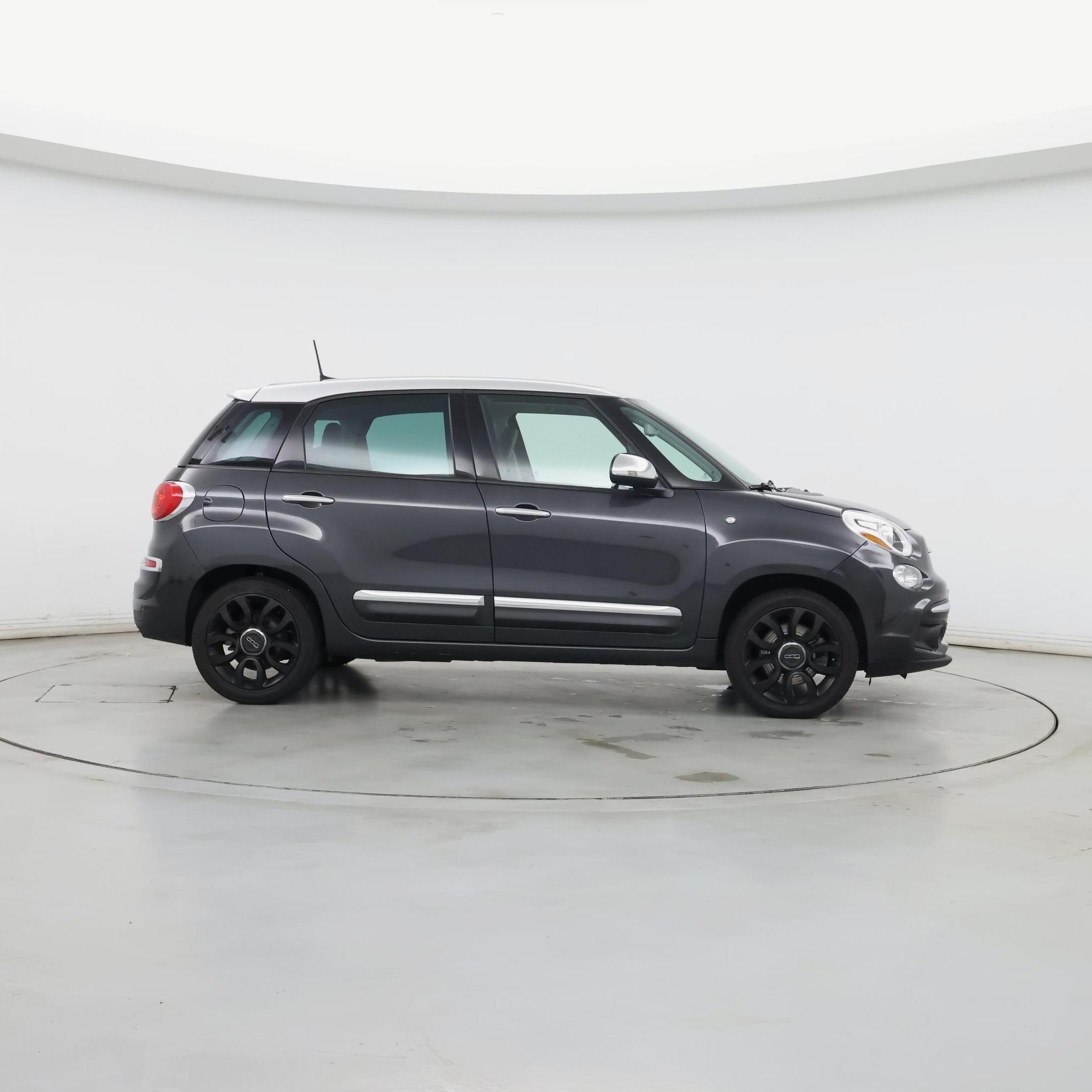 Thumbnail: 2019 Fiat 500L - 7
