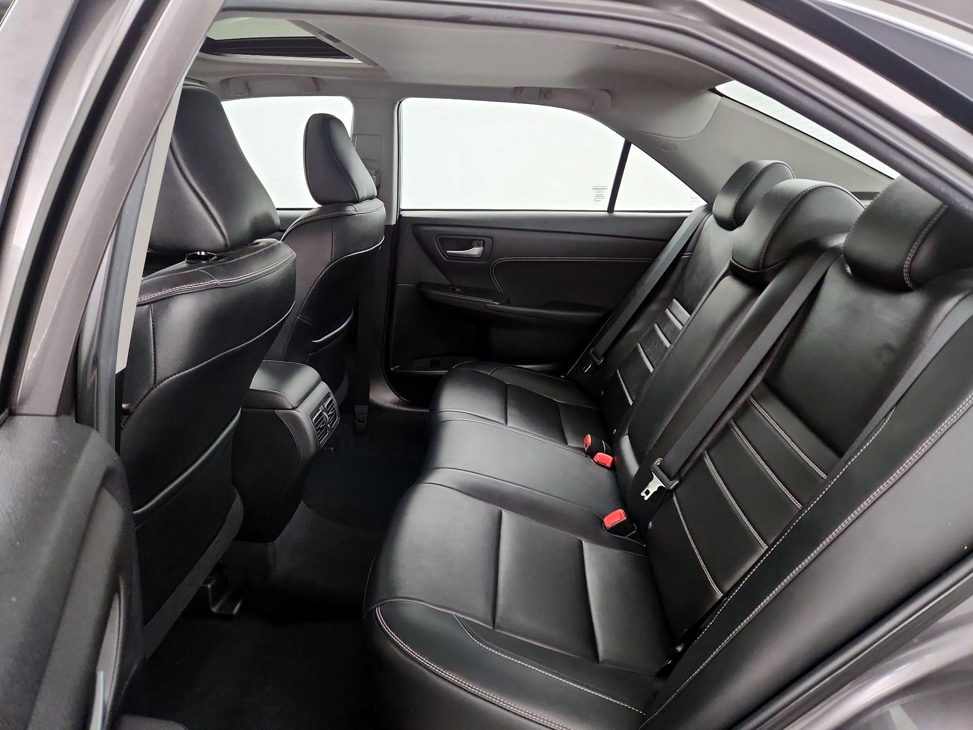 Thumbnail: 2015 Toyota Camry - 20