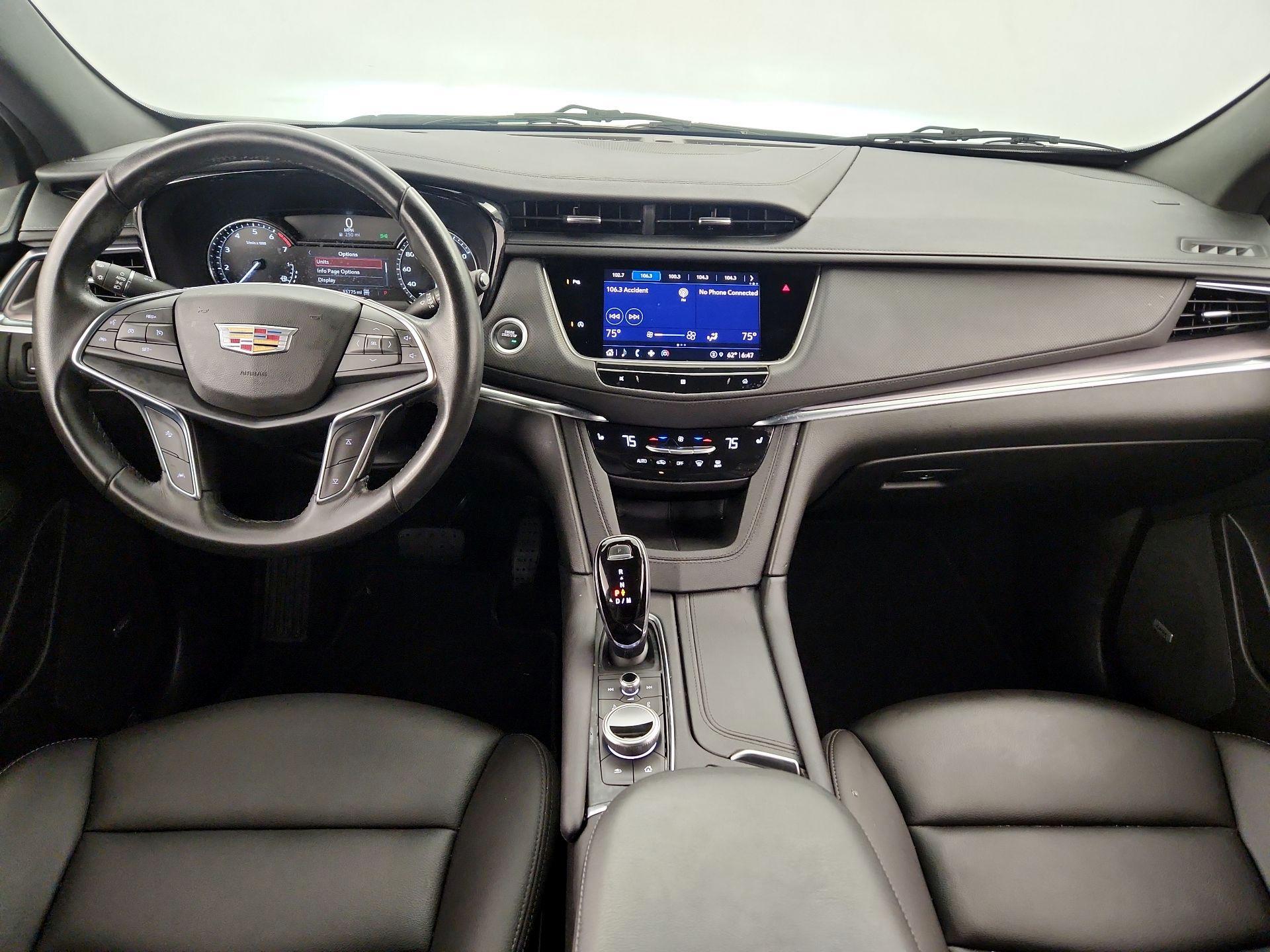 Thumbnail: 2021 Cadillac XT5 - 9