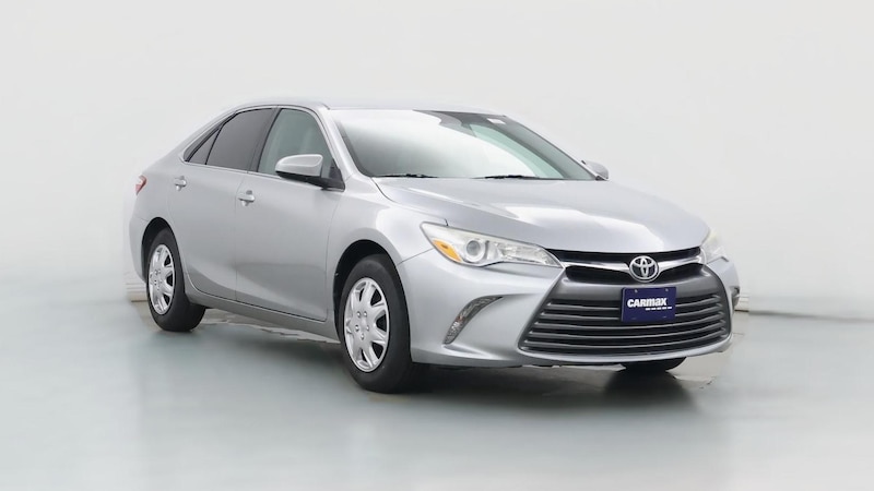 2017 Toyota Camry LE Hero Image